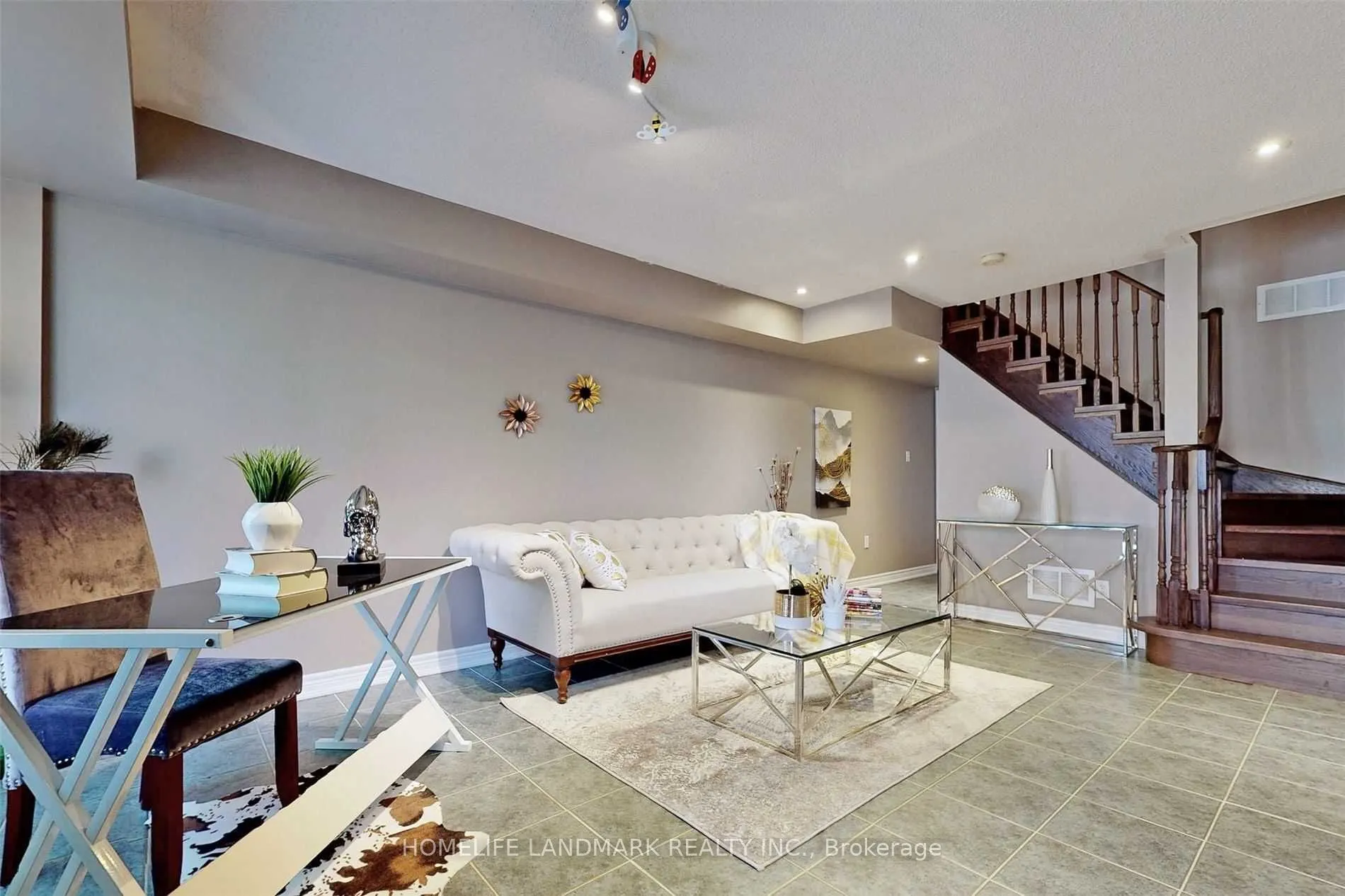 2767 Bur Oak Avenue