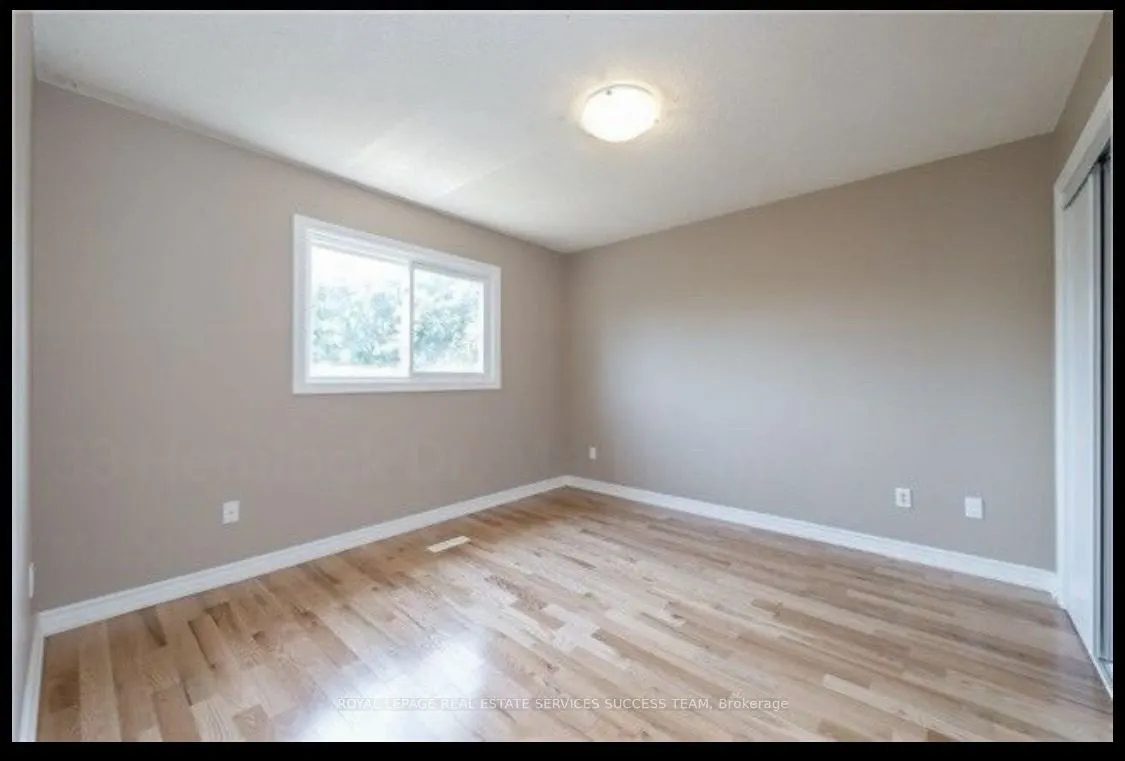 33 HEMLOCK Drive