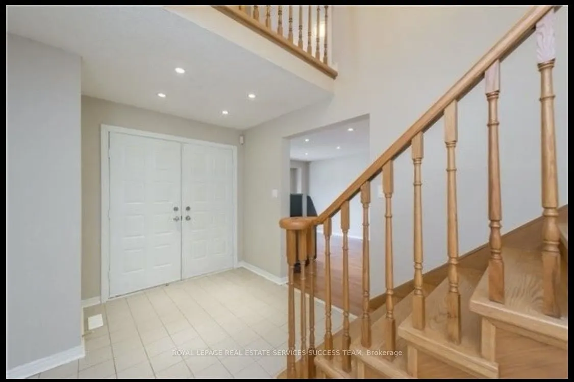 33 HEMLOCK Drive