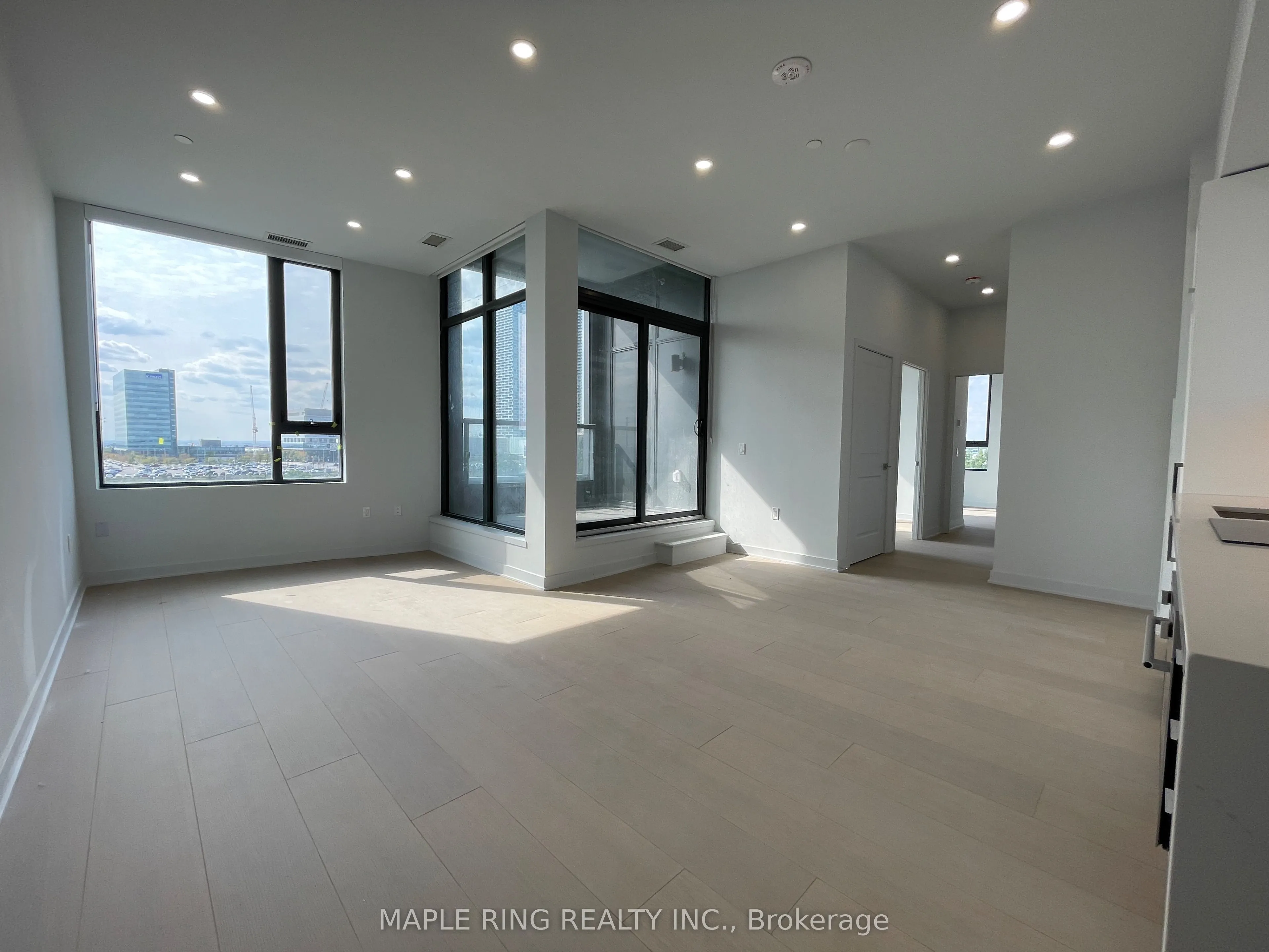 2920 Highway 7 Road, #402