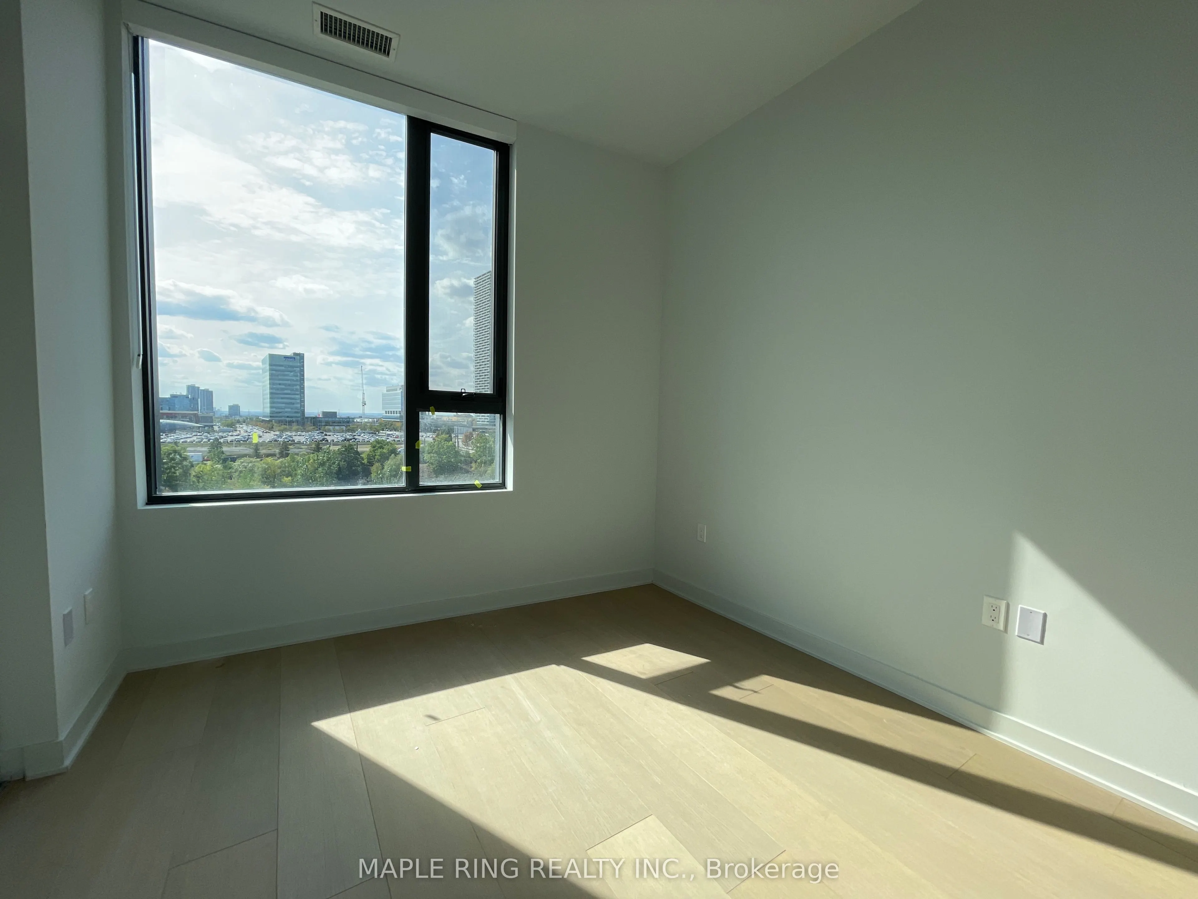 2920 Highway 7 Road, #402
