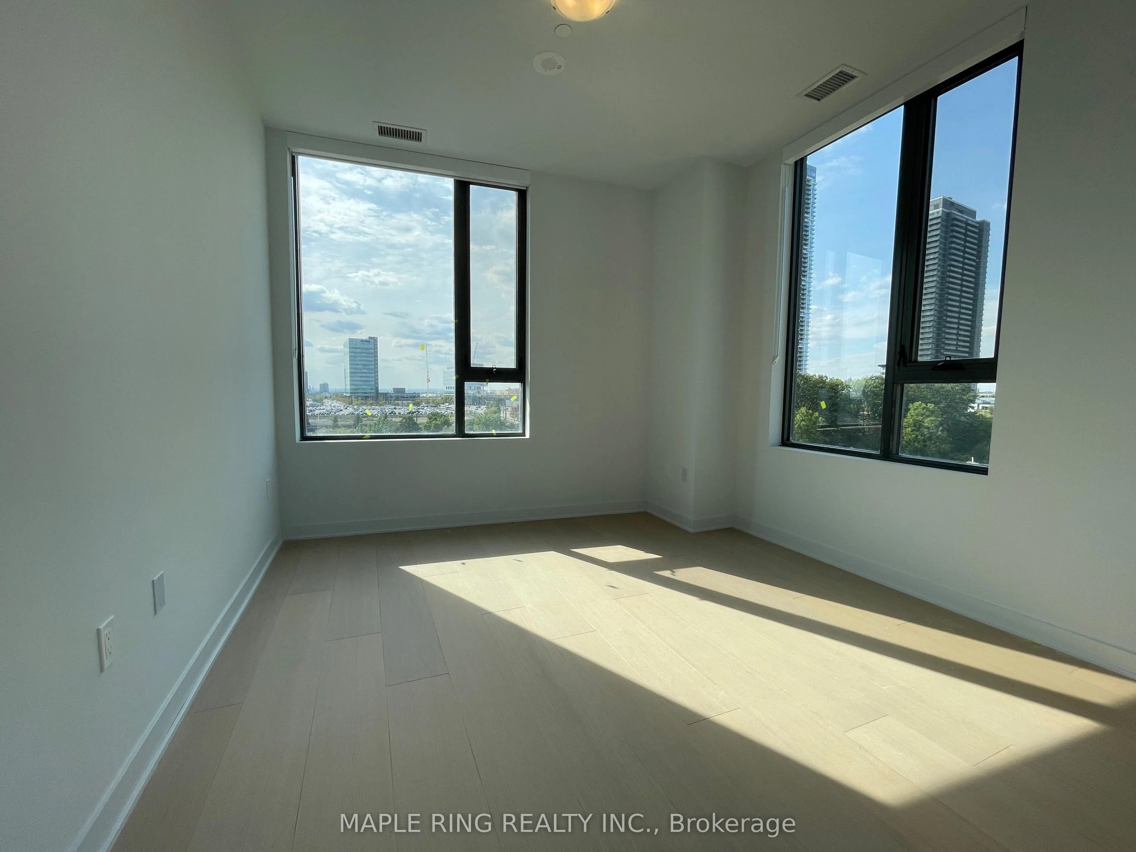 2920 Highway 7 Road, #402