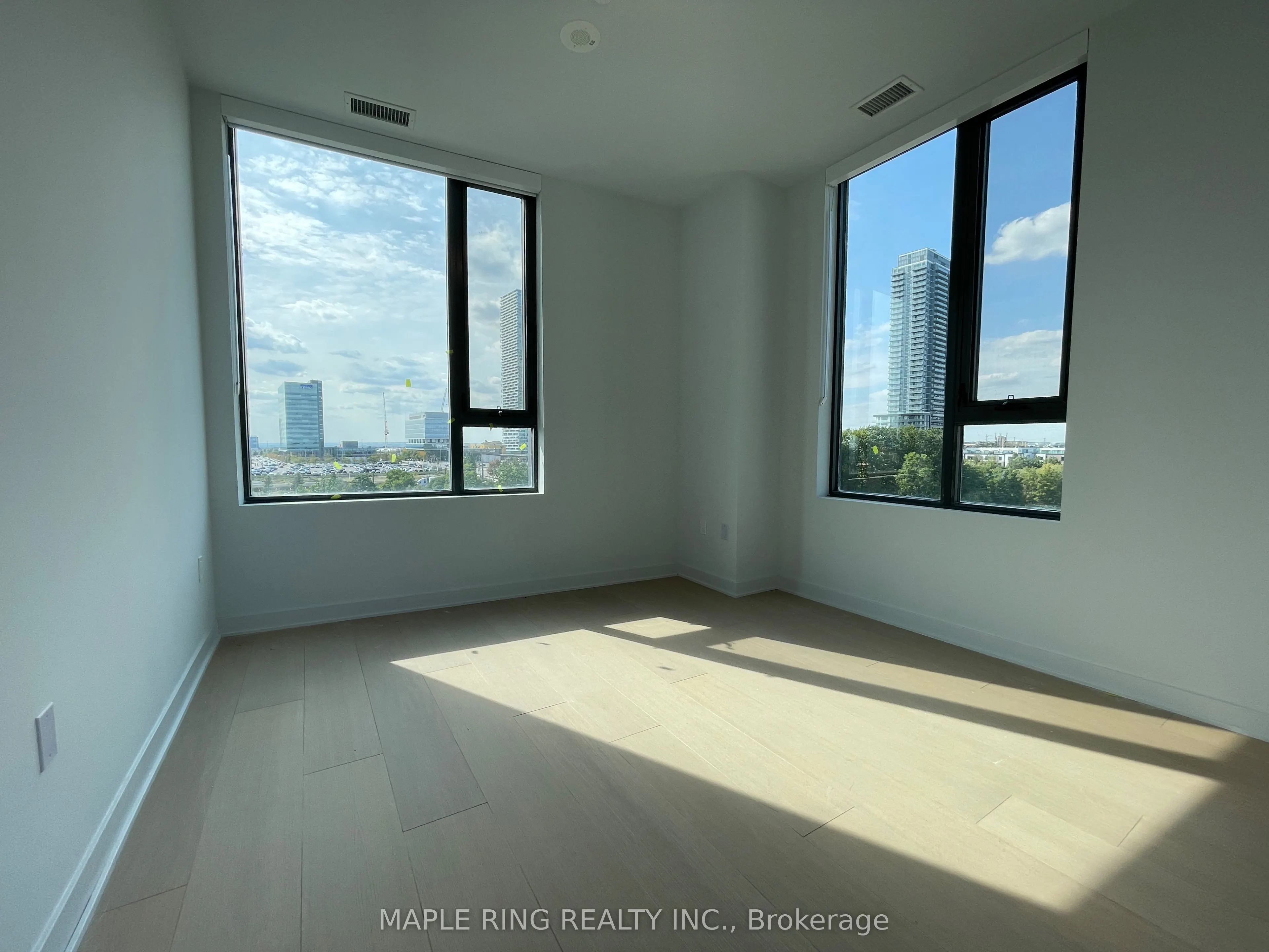 2920 Highway 7 Road, #402