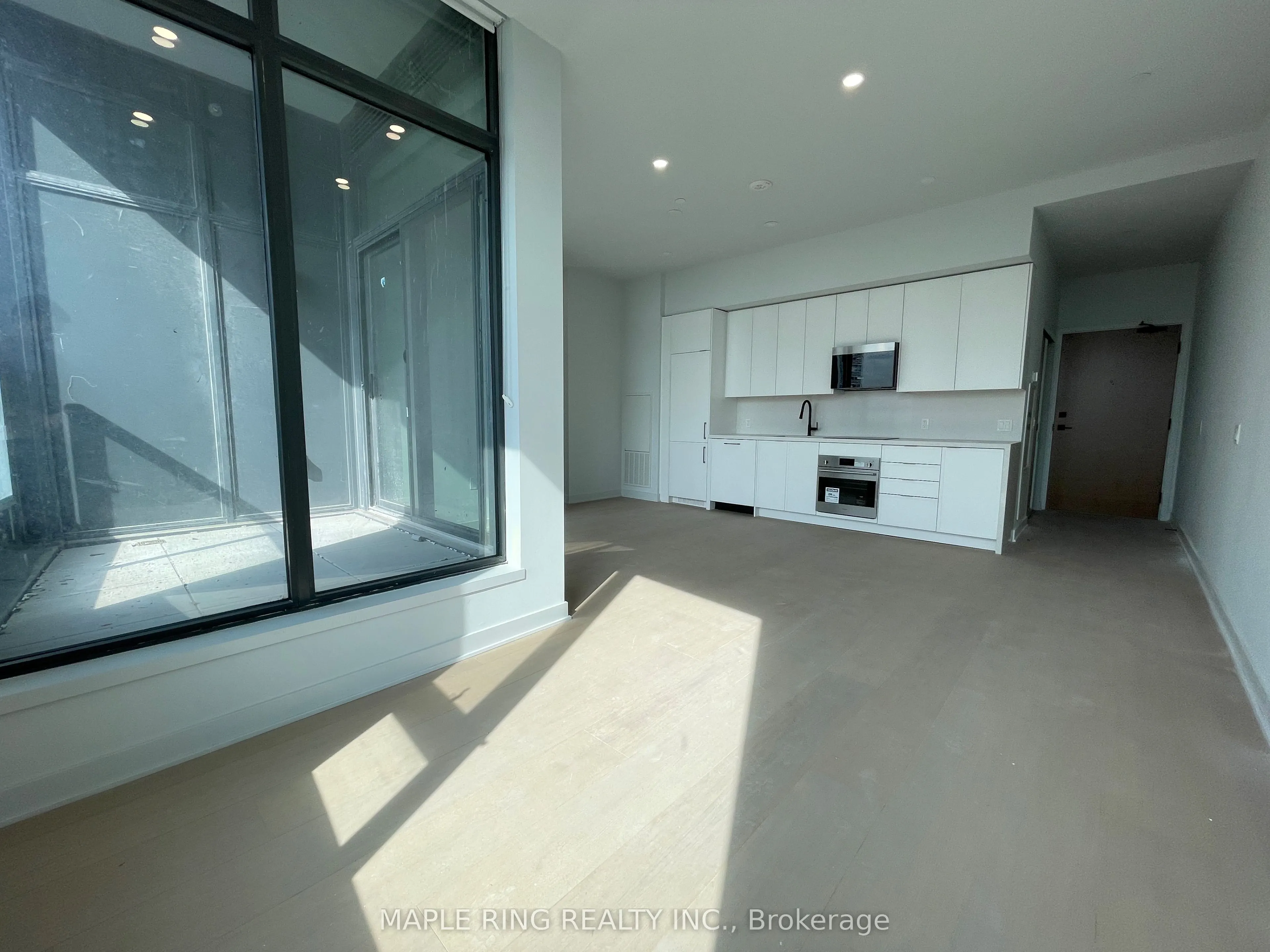 2920 Highway 7 Road, #402