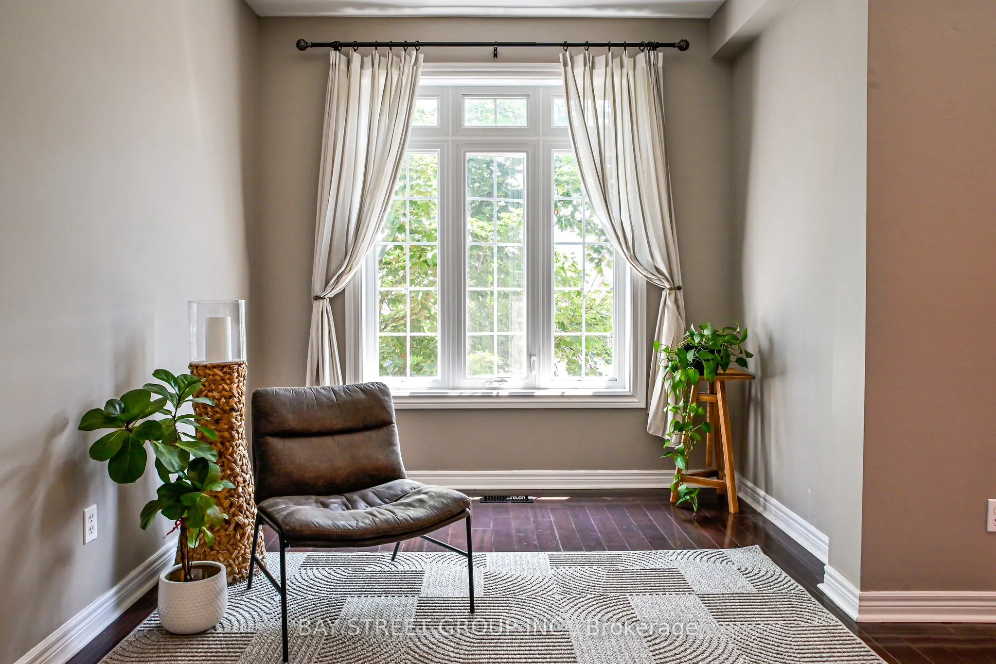 190 Harding Boulevard W, #125