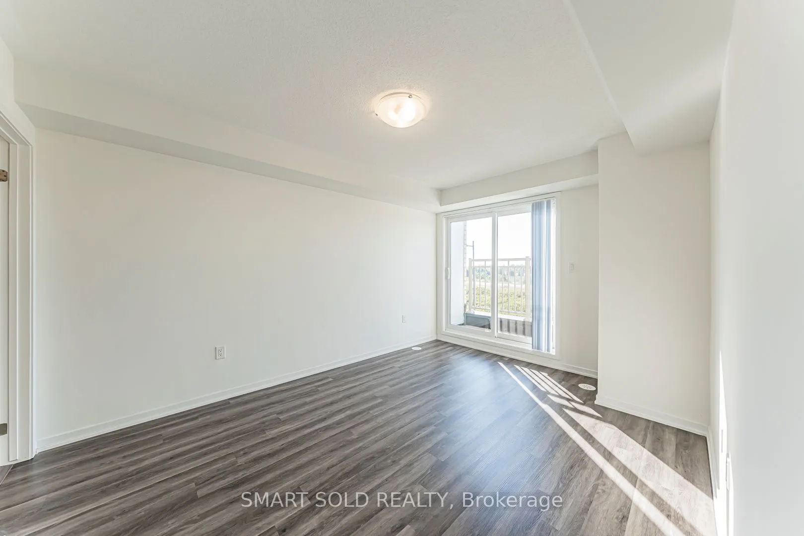 140 Honeycrisp Crescent, #287