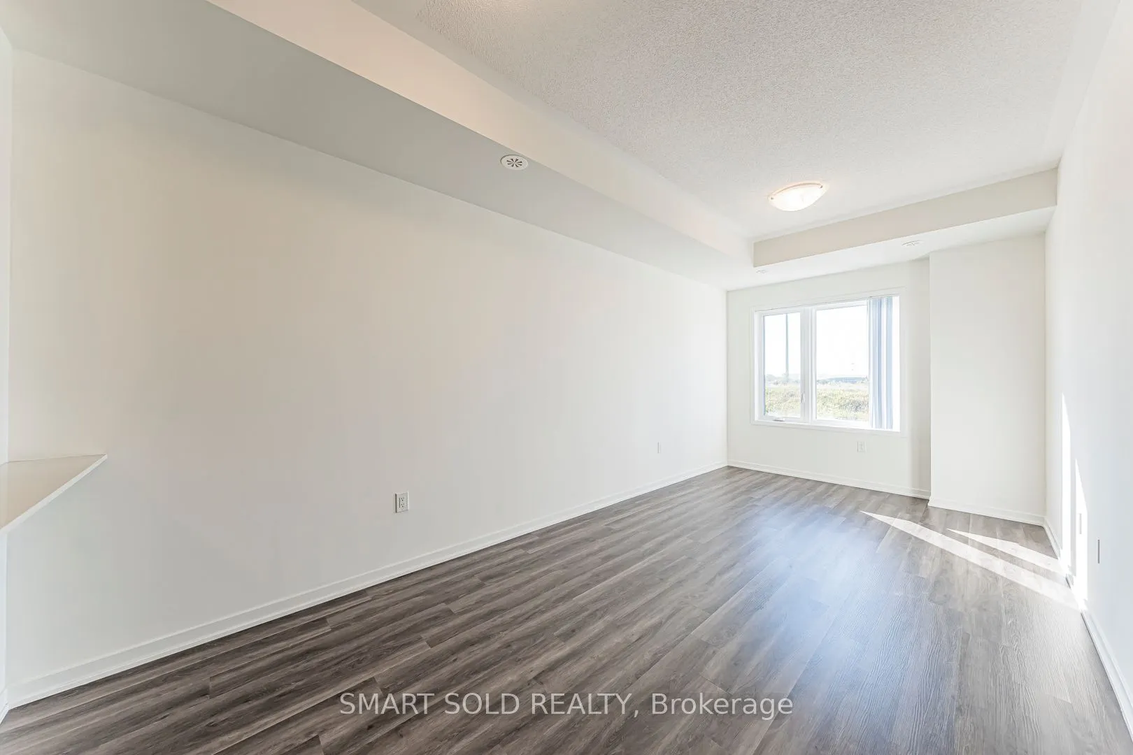 140 Honeycrisp Crescent, #287