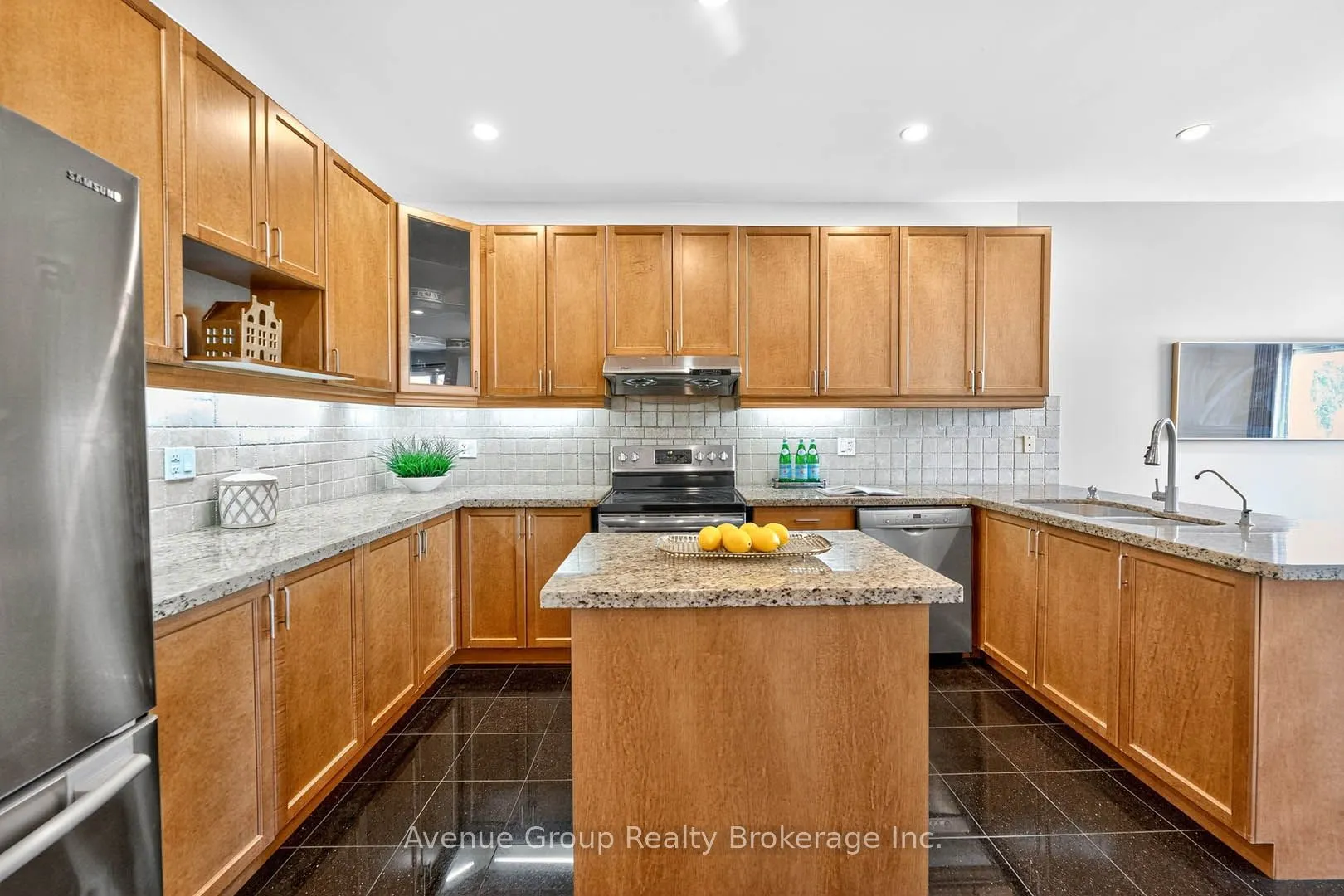 17 Adastra Crescent