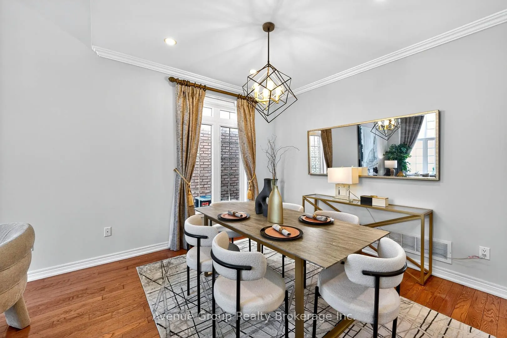 17 Adastra Crescent