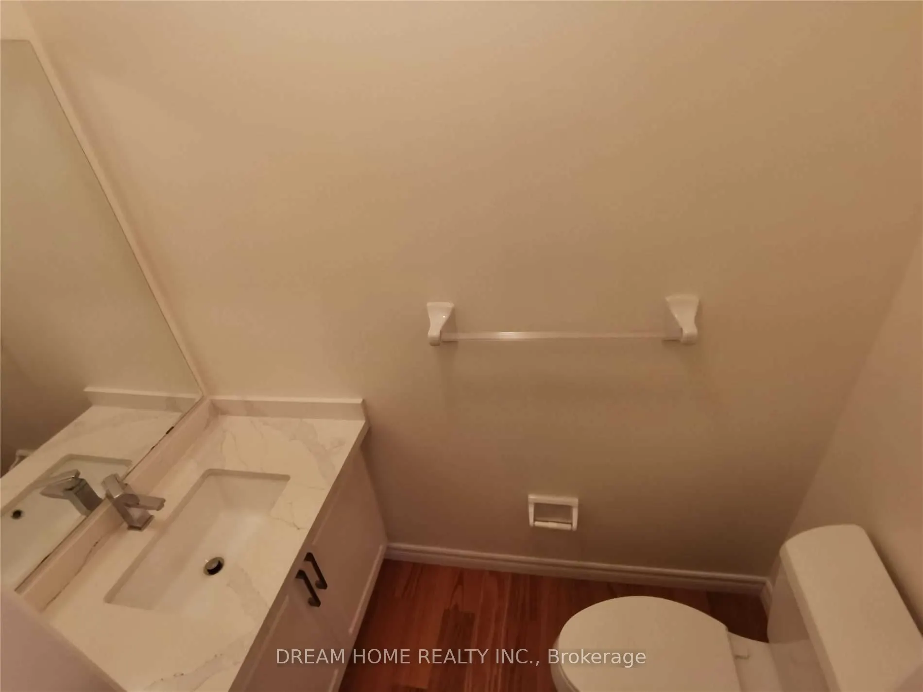 4 Bassett Avenue