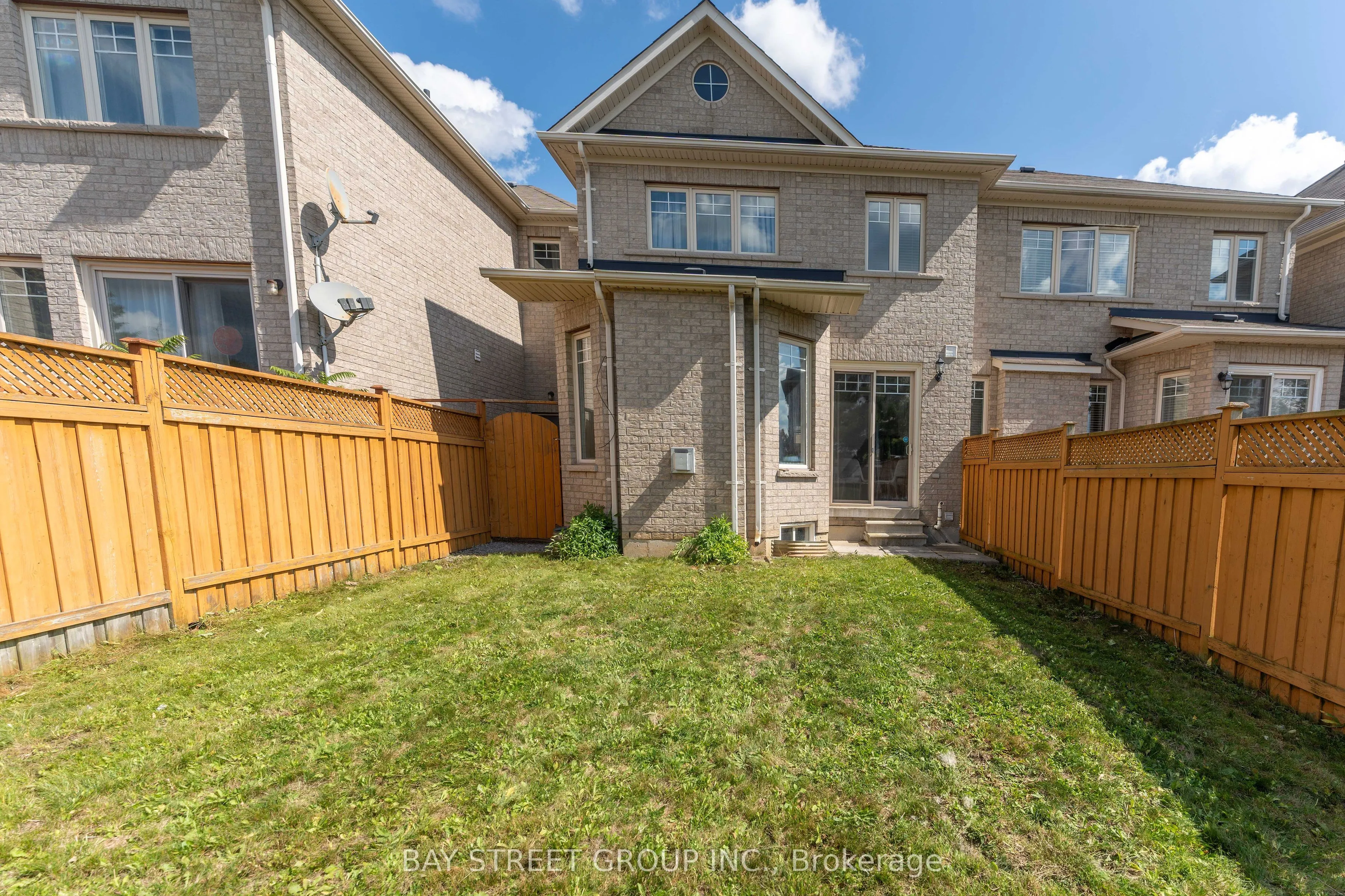 22 Windrow Street