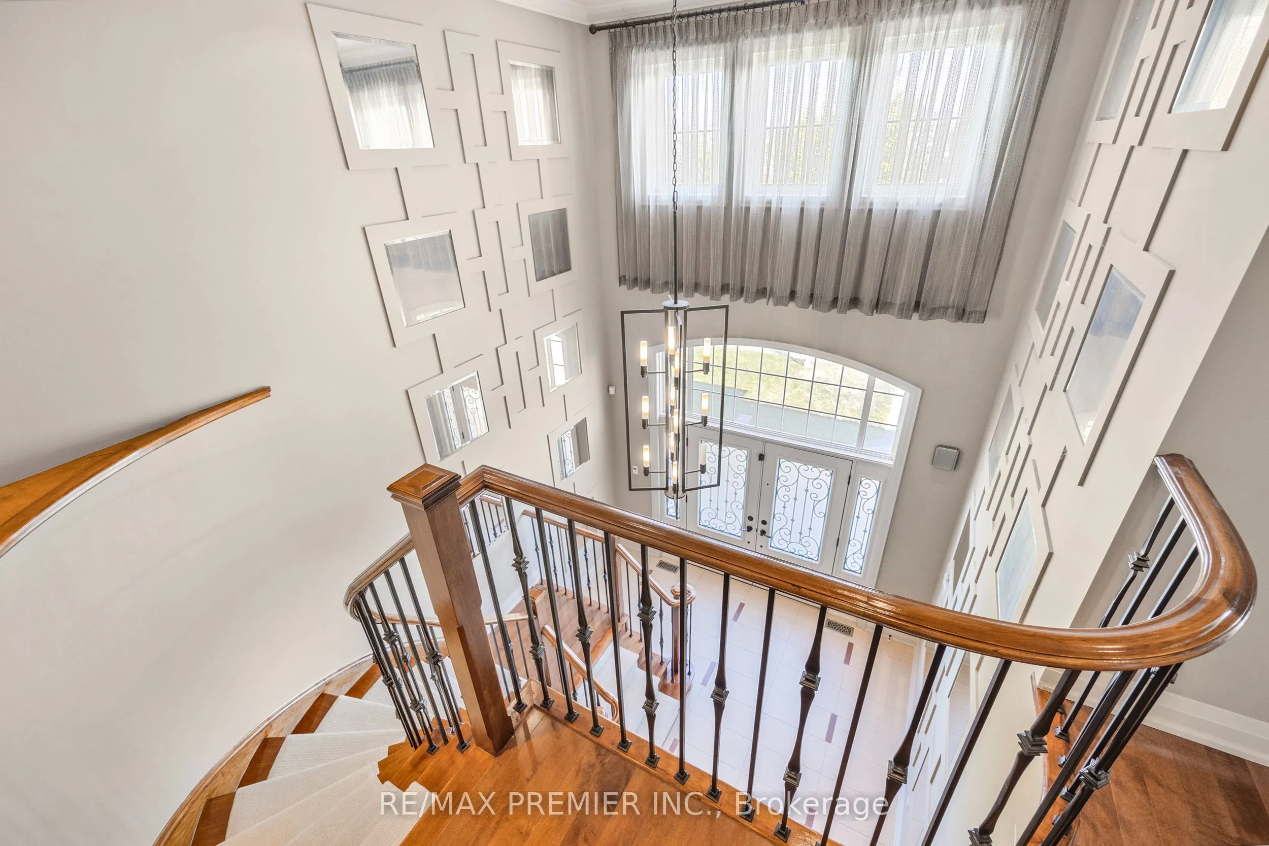 76 Orleans Circle