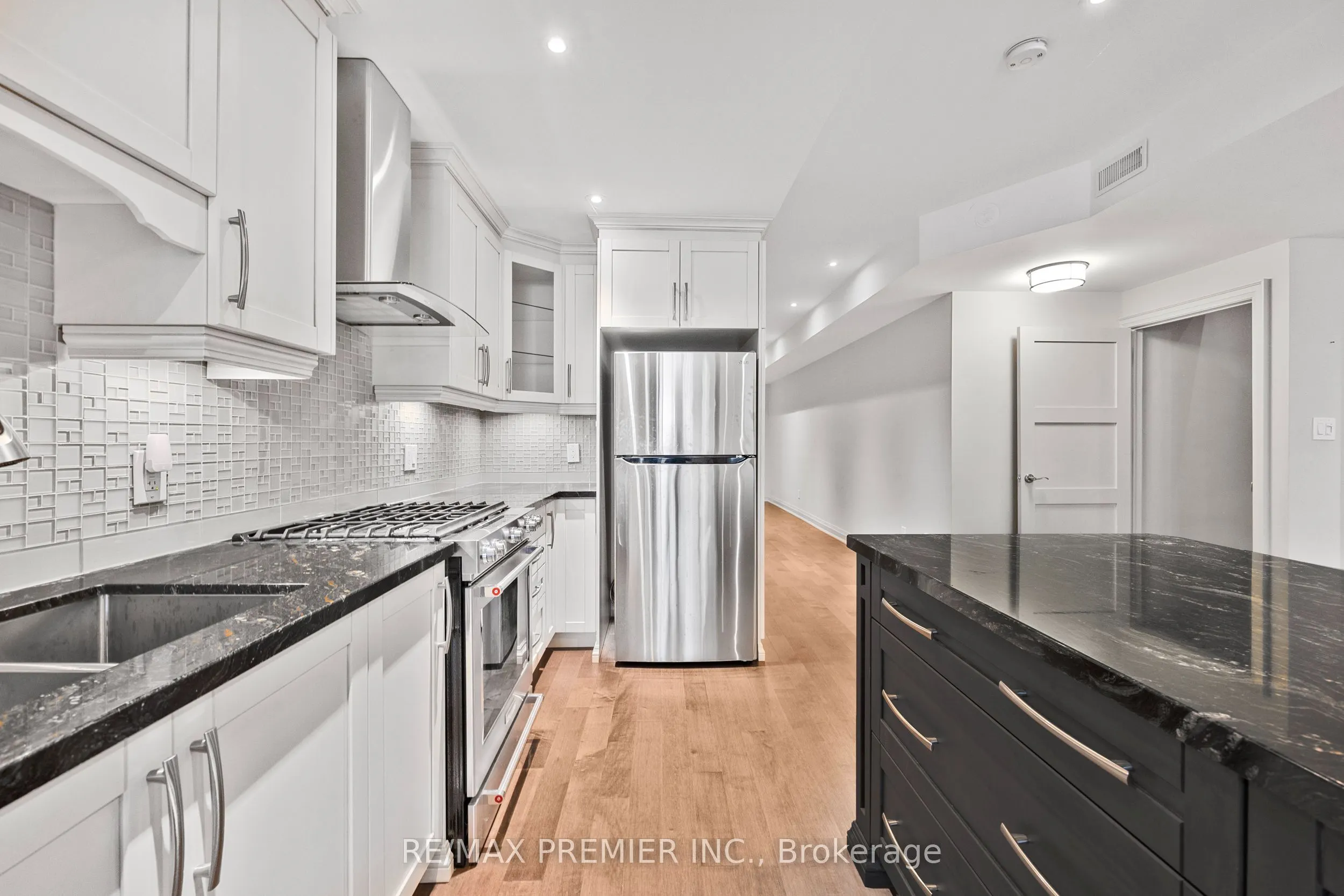 76 Orleans Circle