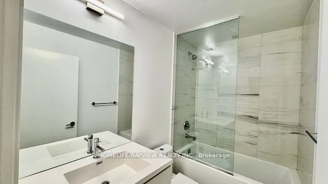 38 Honeycrisp Crescent N, ##512