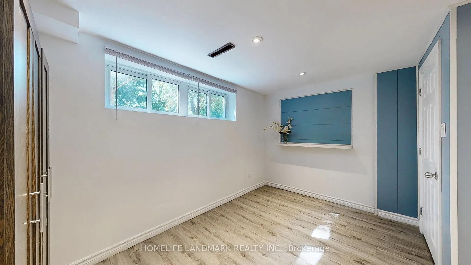 11 Uplands Avenue