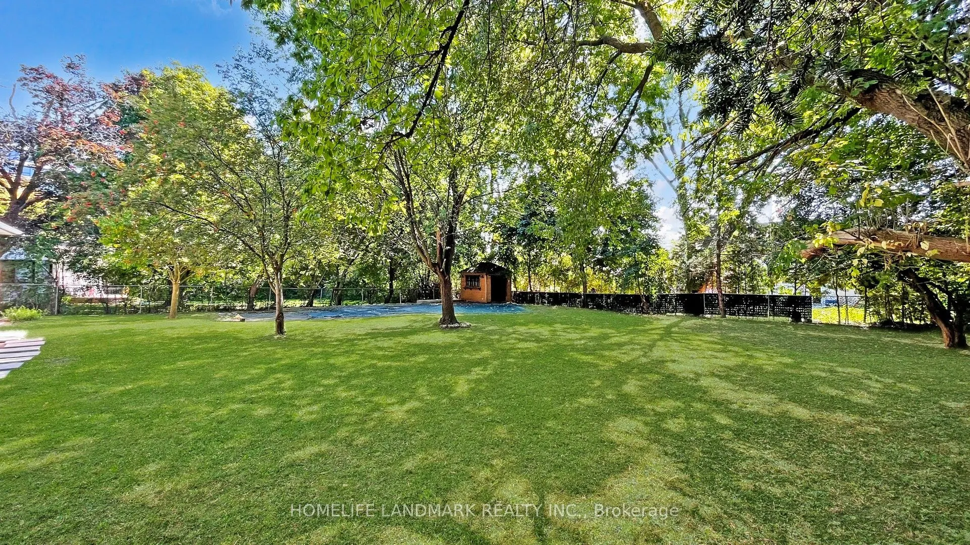 11 Uplands Avenue