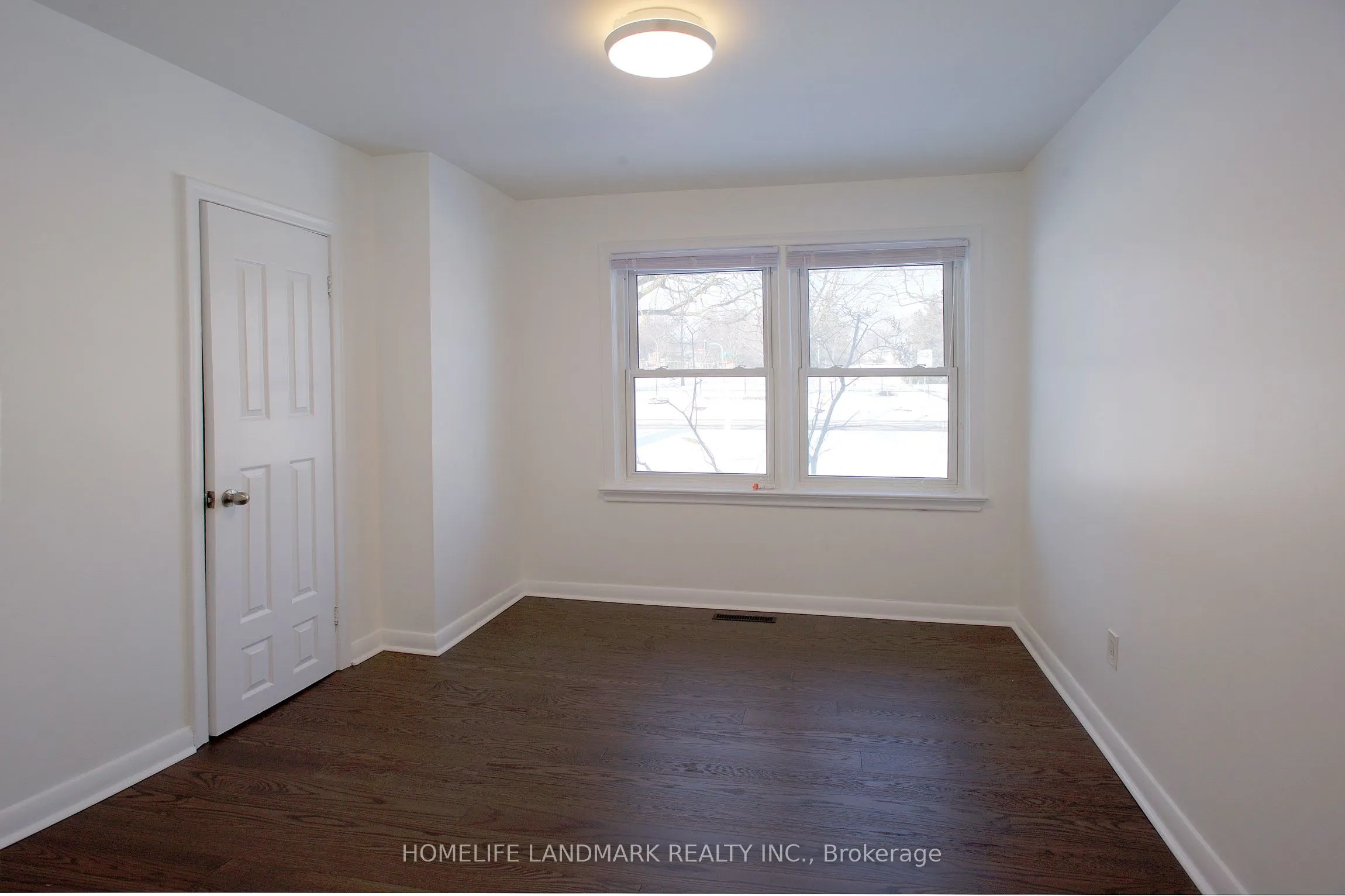 11 Uplands Avenue