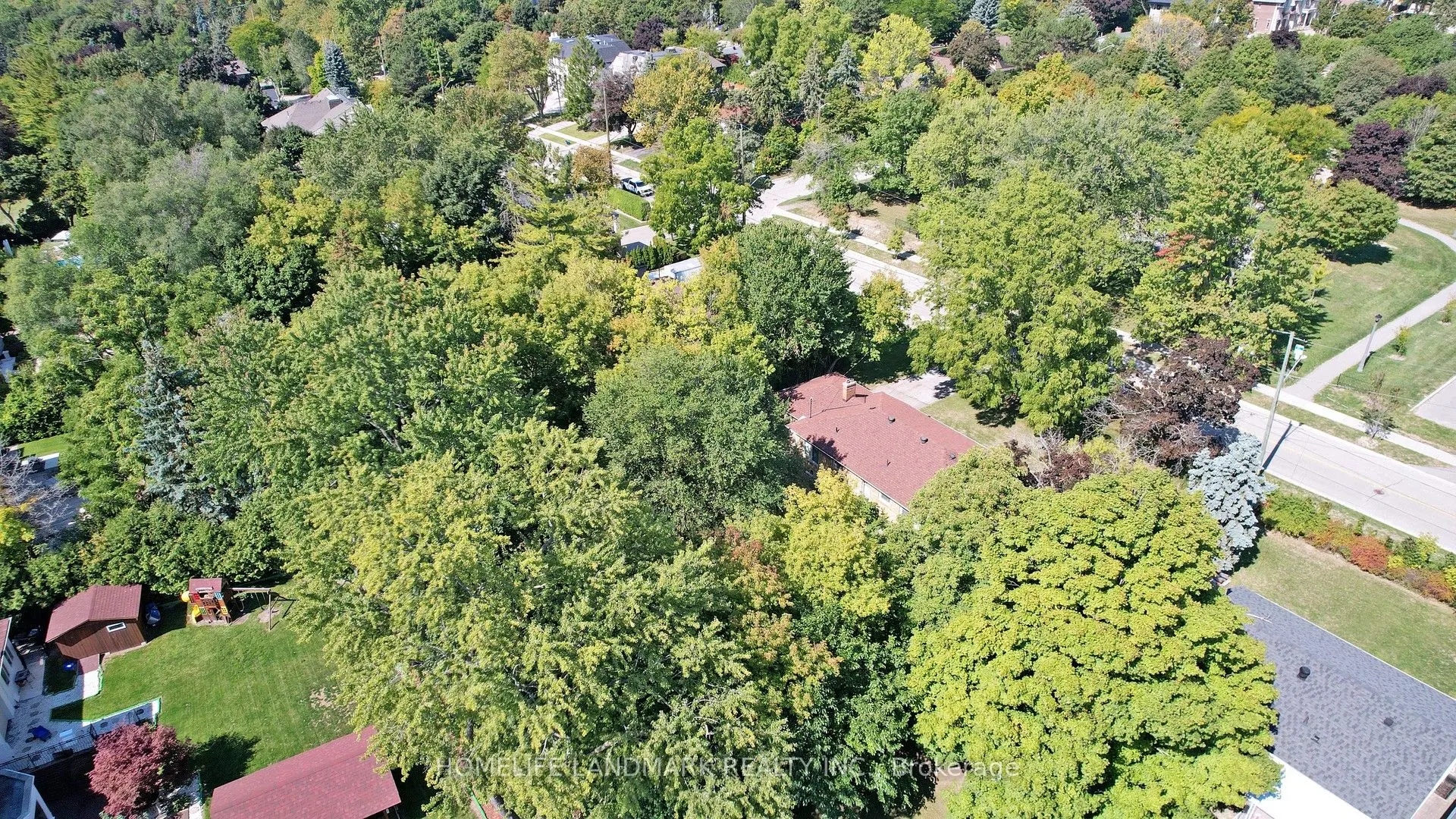 11 Uplands Avenue