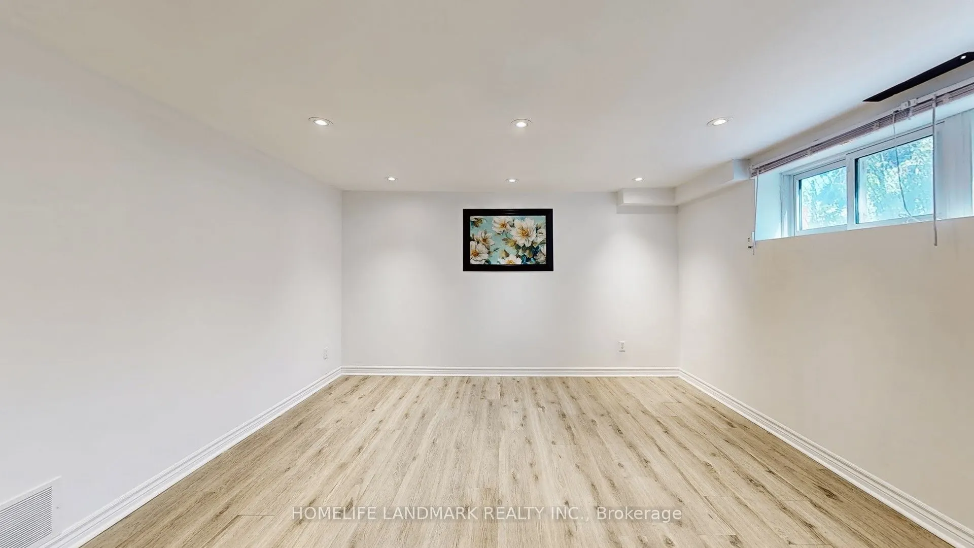 11 Uplands Avenue