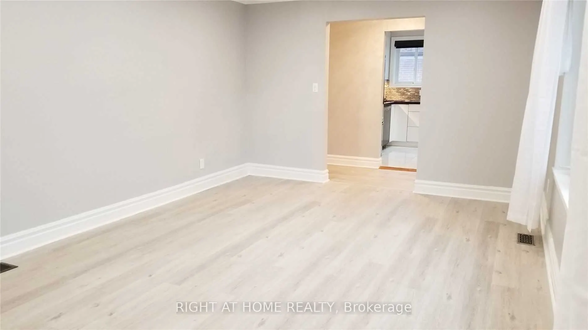 409 Marybay Crescent, #Main Floor