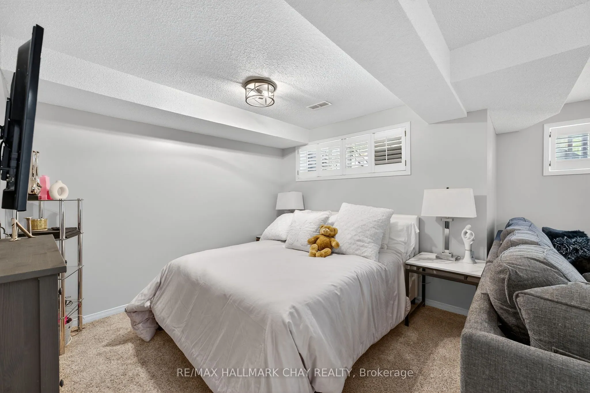 135 Green Briar Road, #12