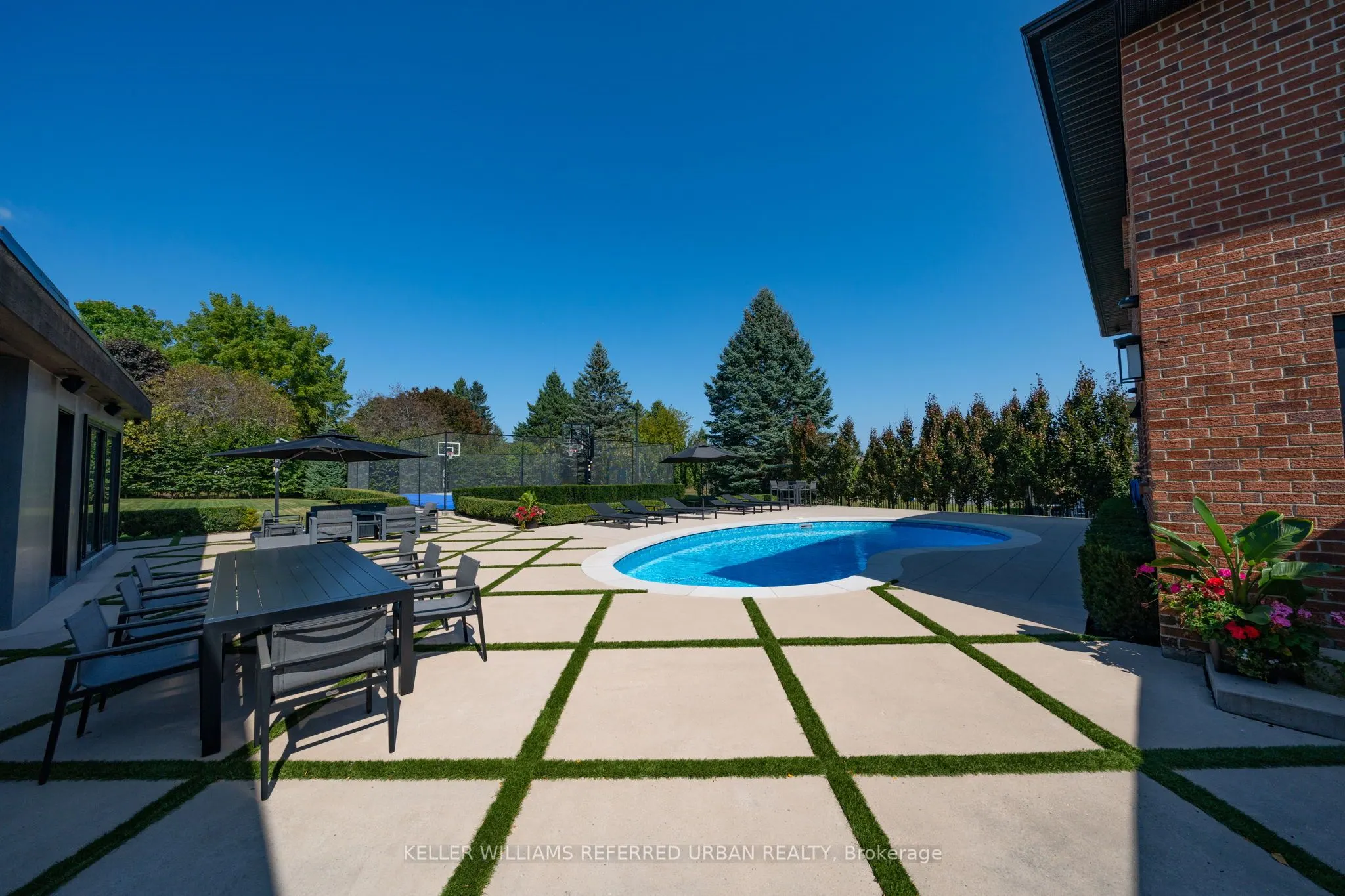68 Findlay Avenue