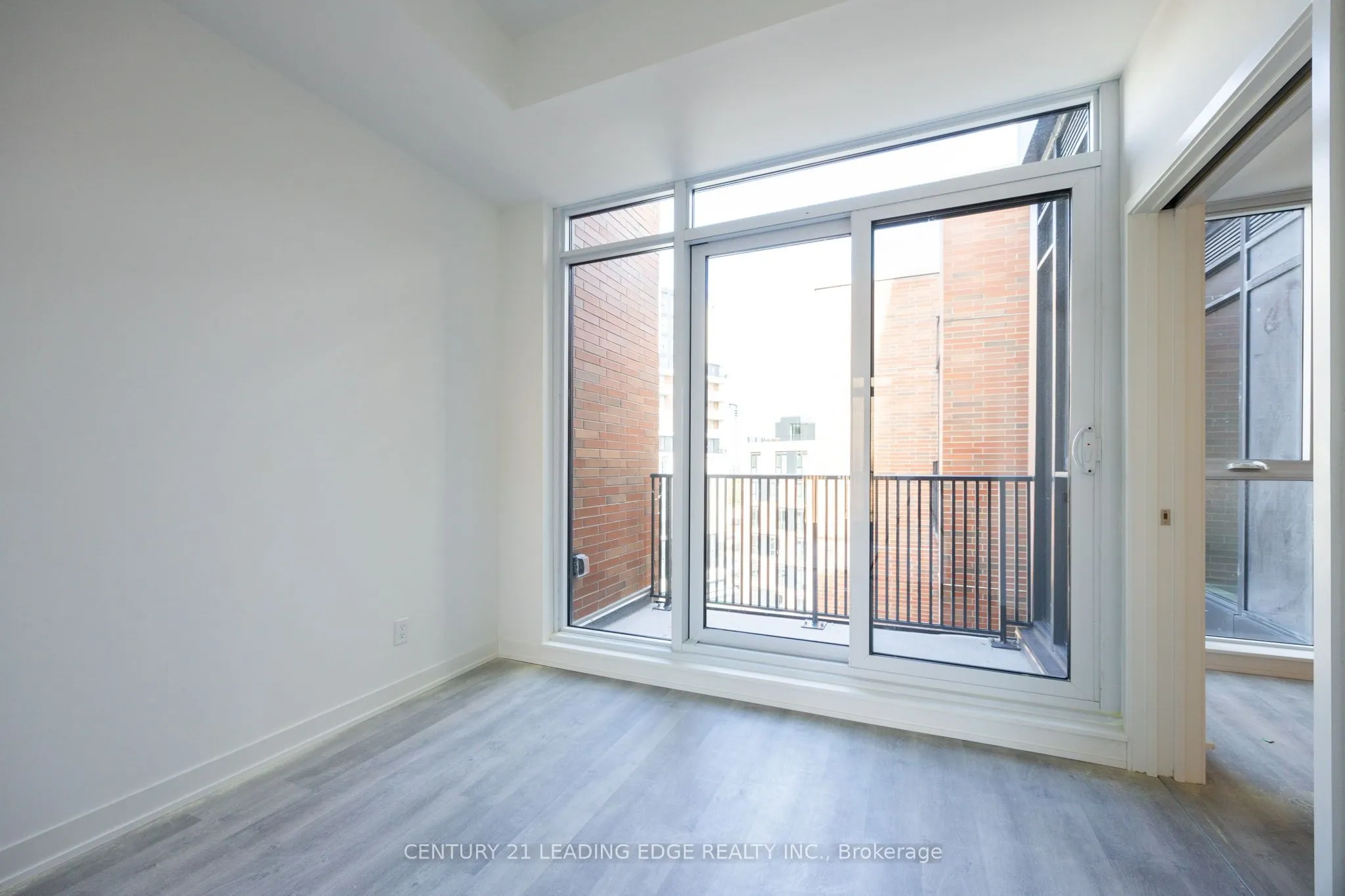 38 SIMCOE Promenade, #922