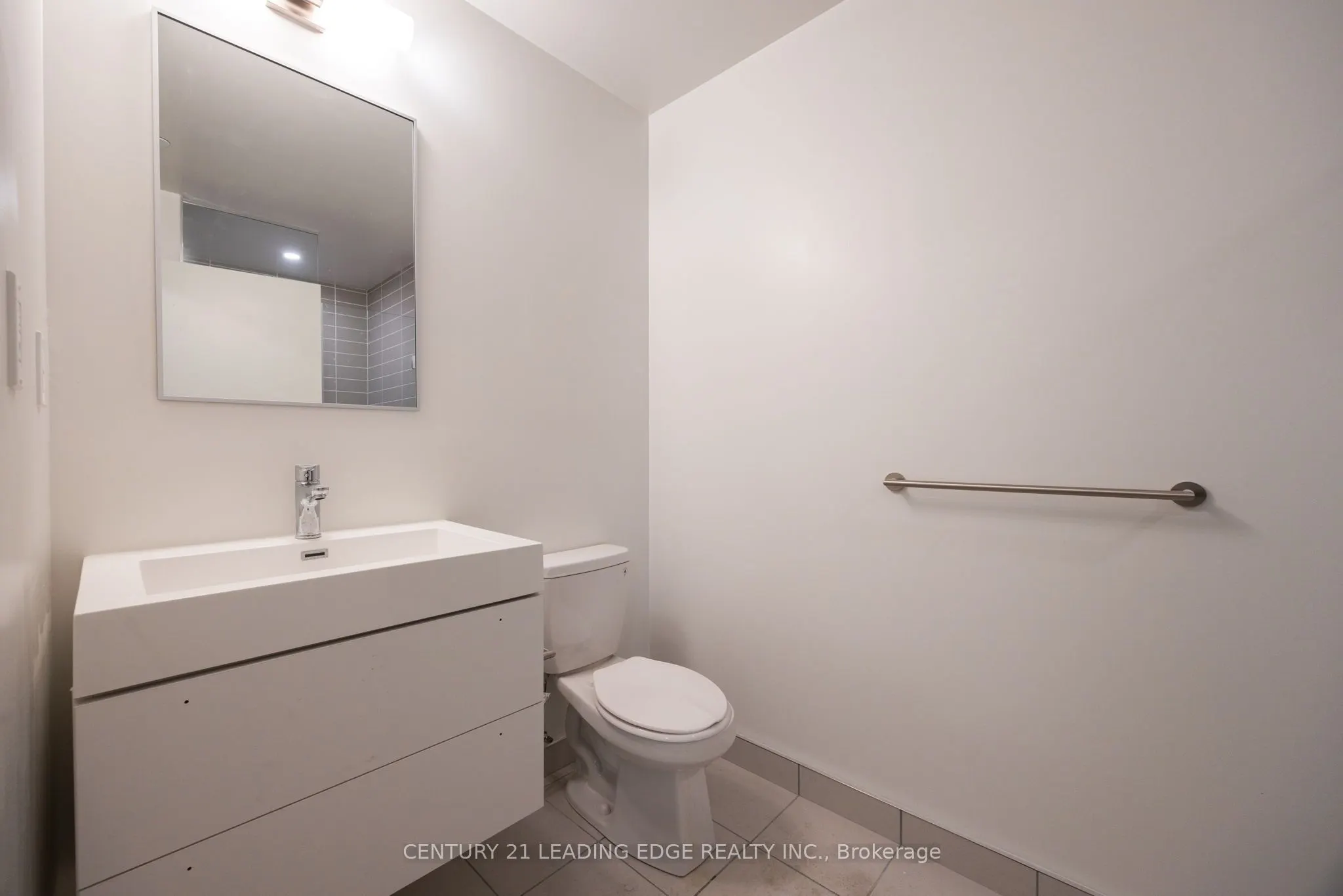 38 SIMCOE Promenade, #922