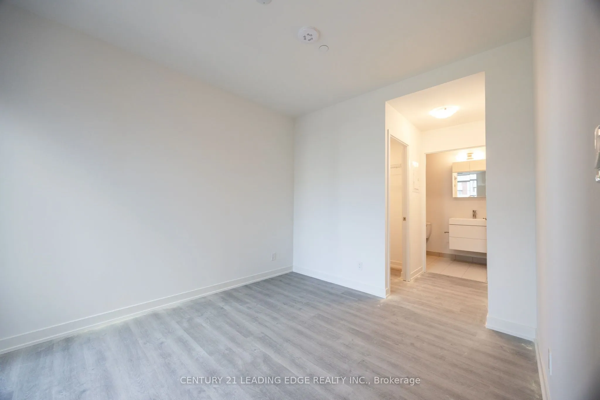 38 SIMCOE Promenade, #922