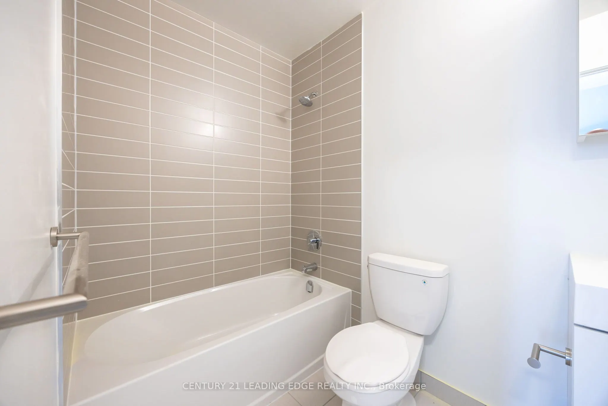 38 SIMCOE Promenade, #922