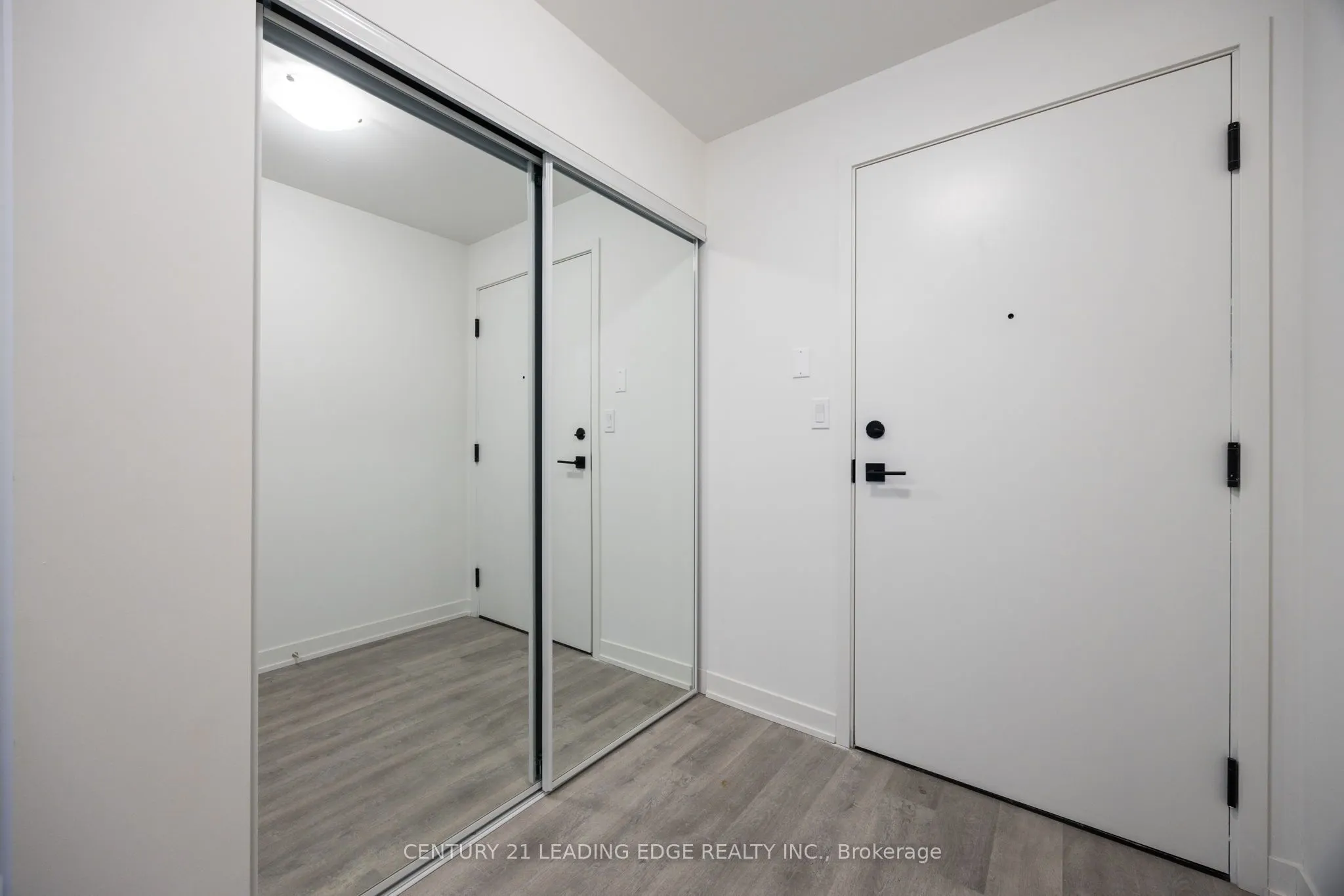 38 SIMCOE Promenade, #922
