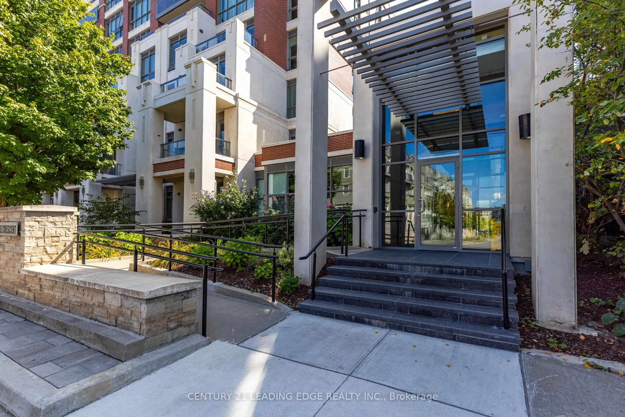 21 UPPER DUKE Crescent, #505