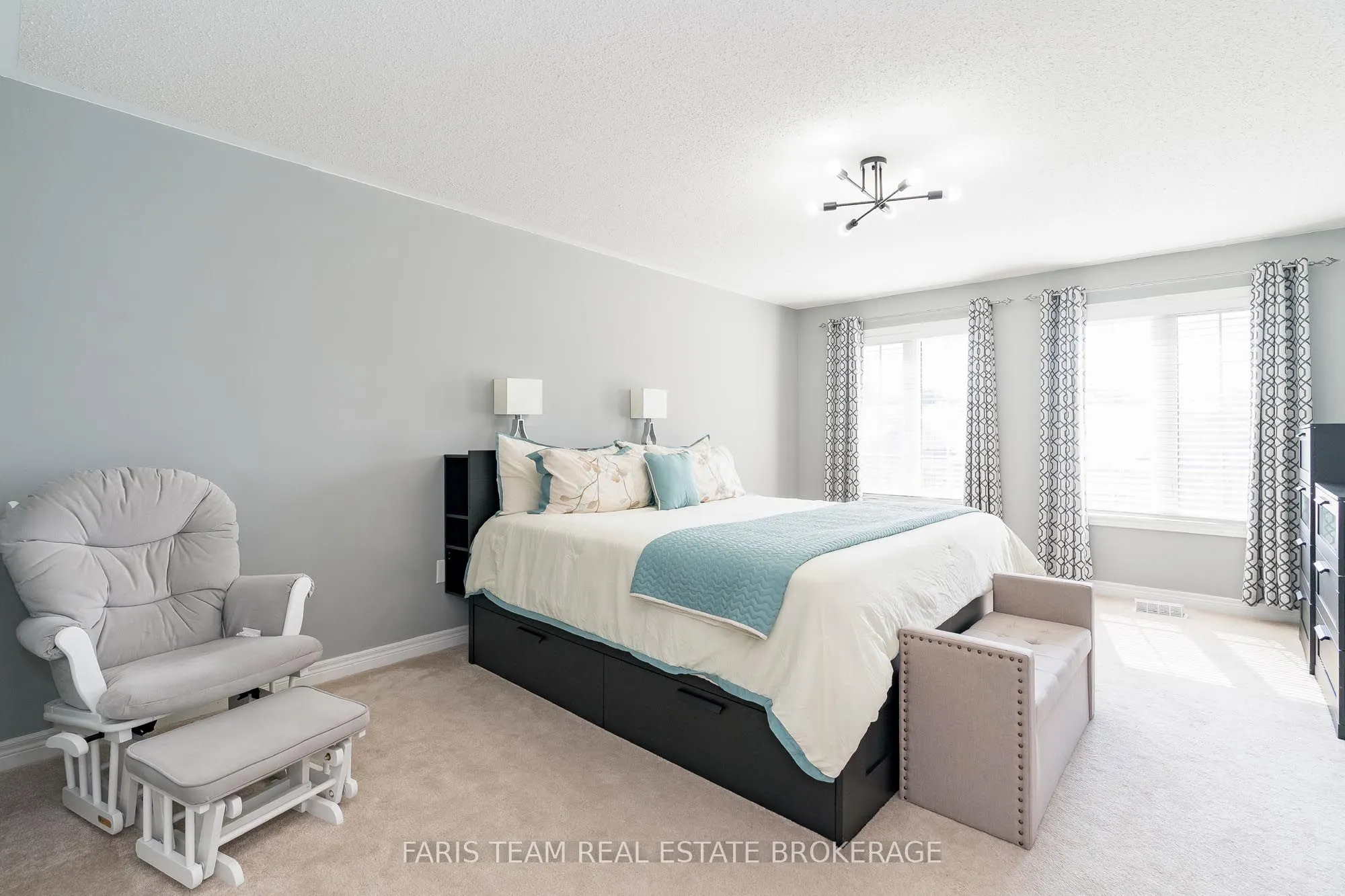 65 Kingsmere Crescent
