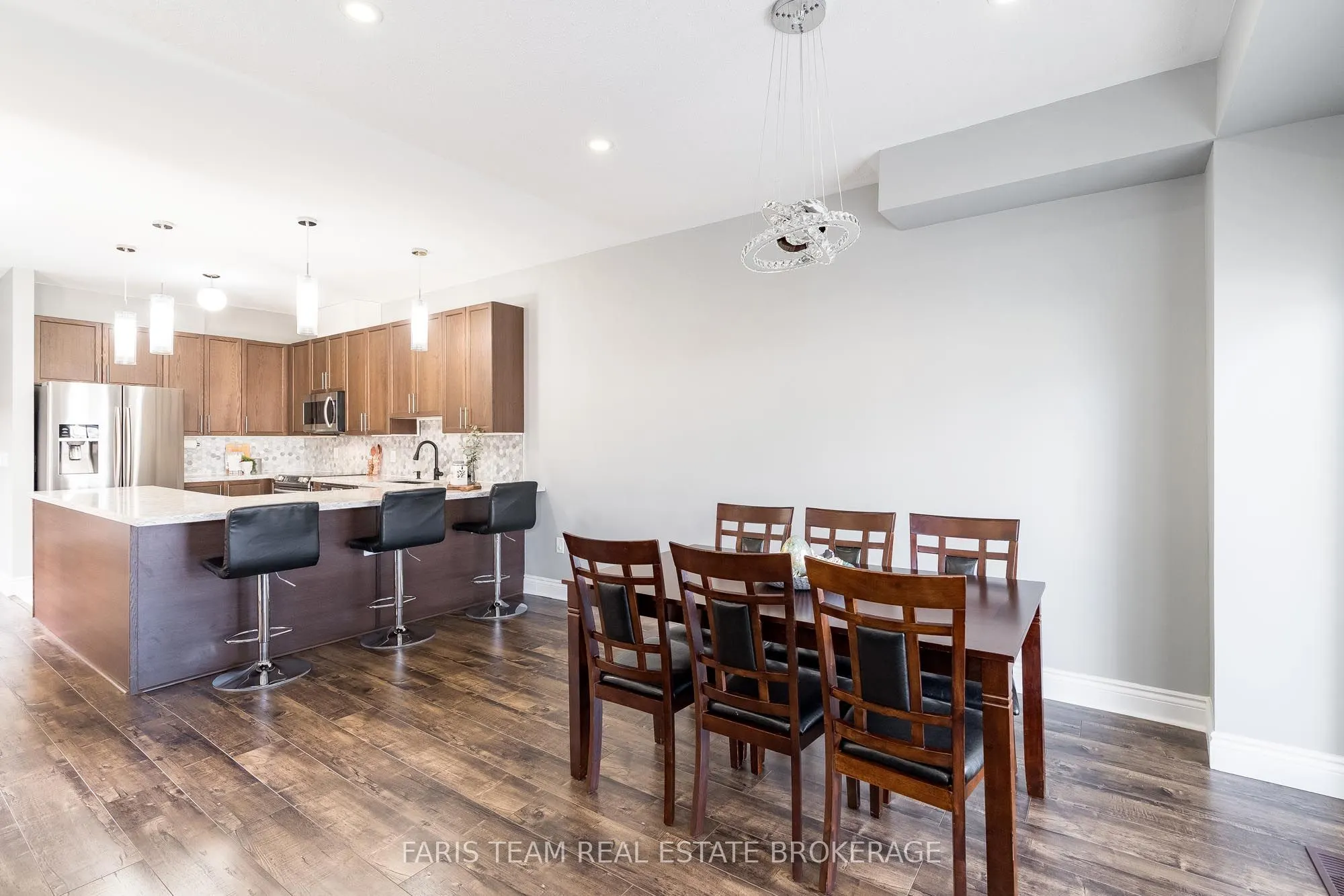 65 Kingsmere Crescent