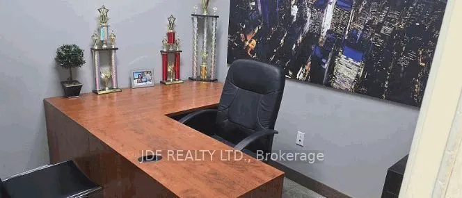 960 Edgeley Boulevard, #2A & 3A