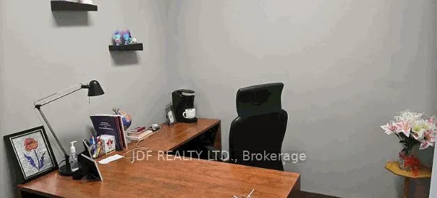 960 Edgeley Boulevard, #2A & 3A
