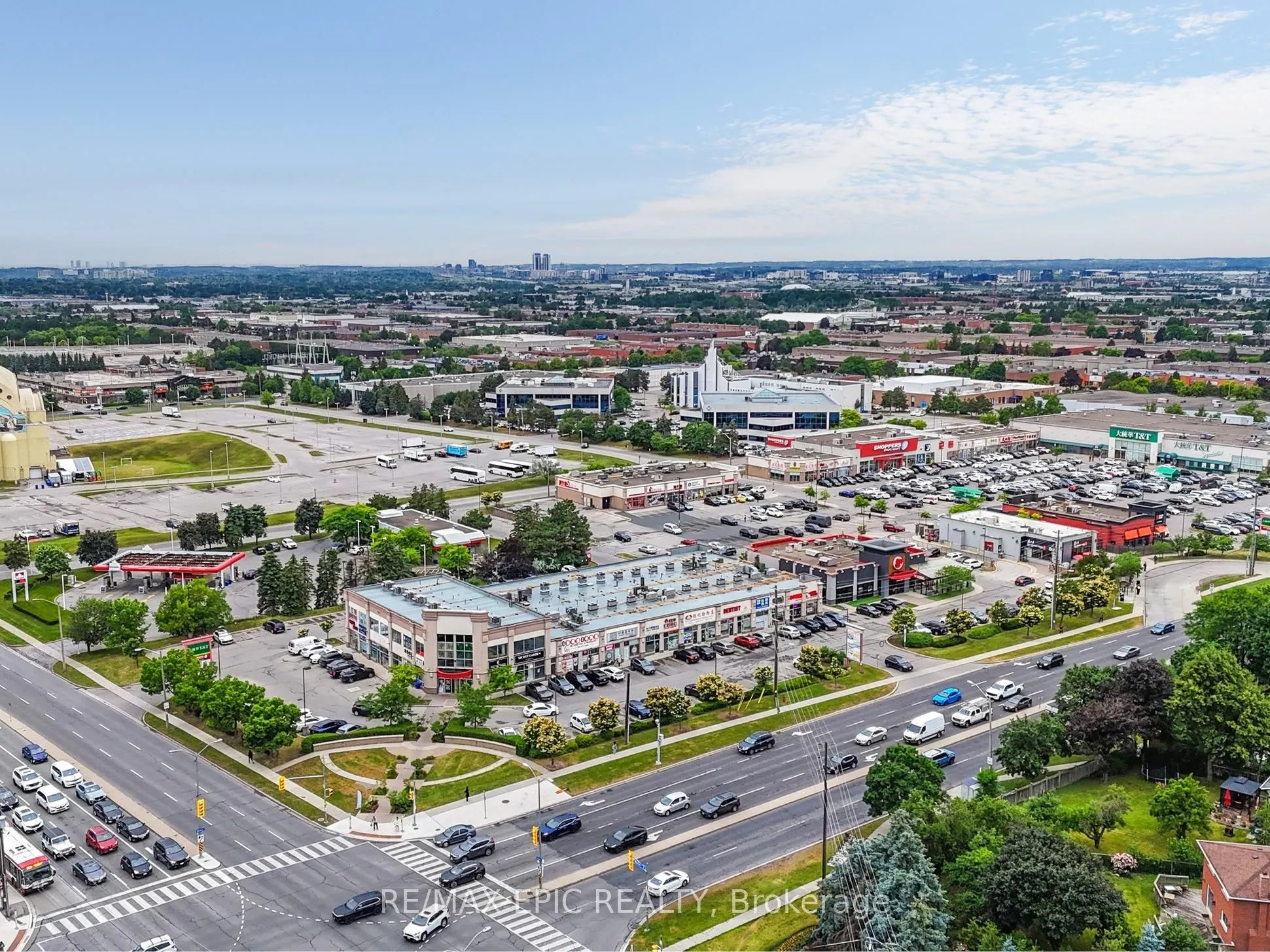 7010 Warden Avenue, #15
