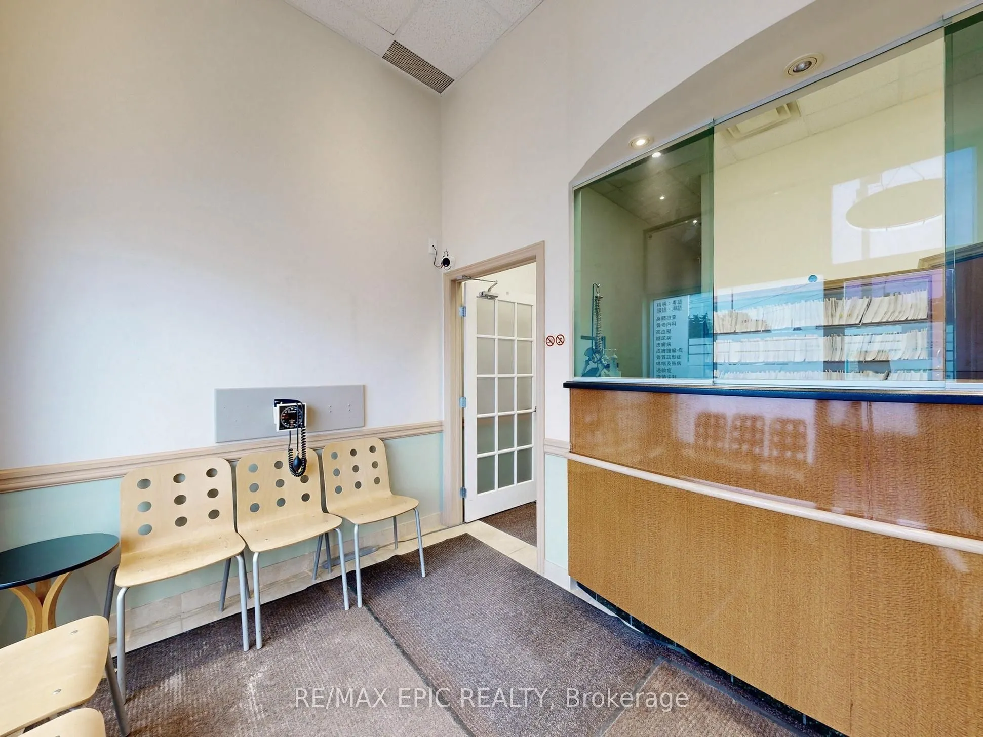 7010 Warden Avenue, #15