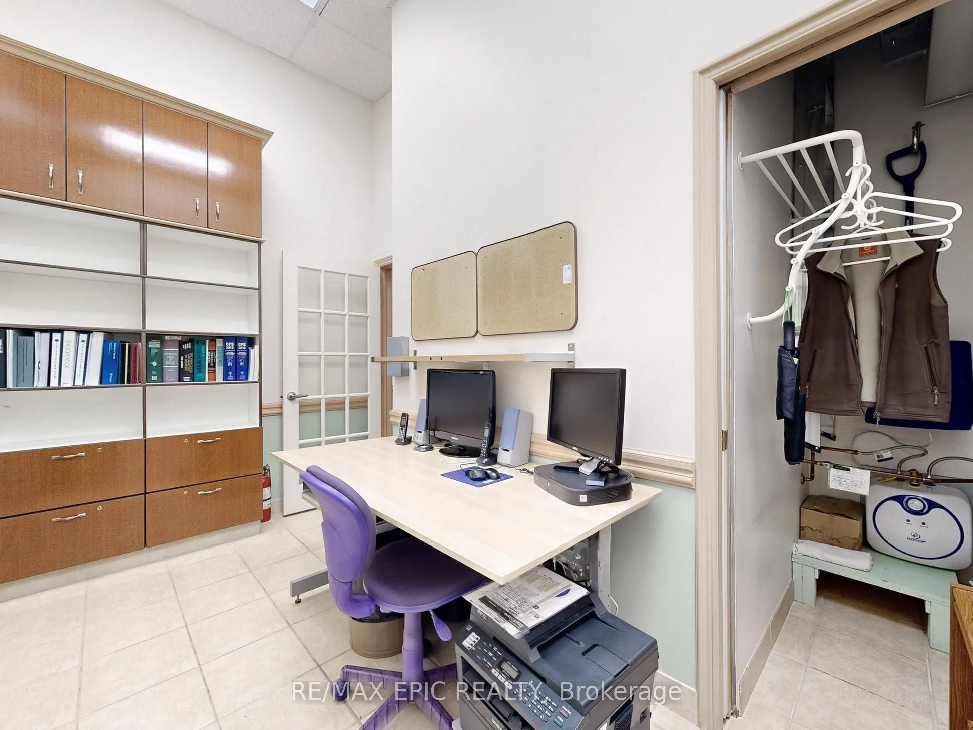 7010 Warden Avenue, #15