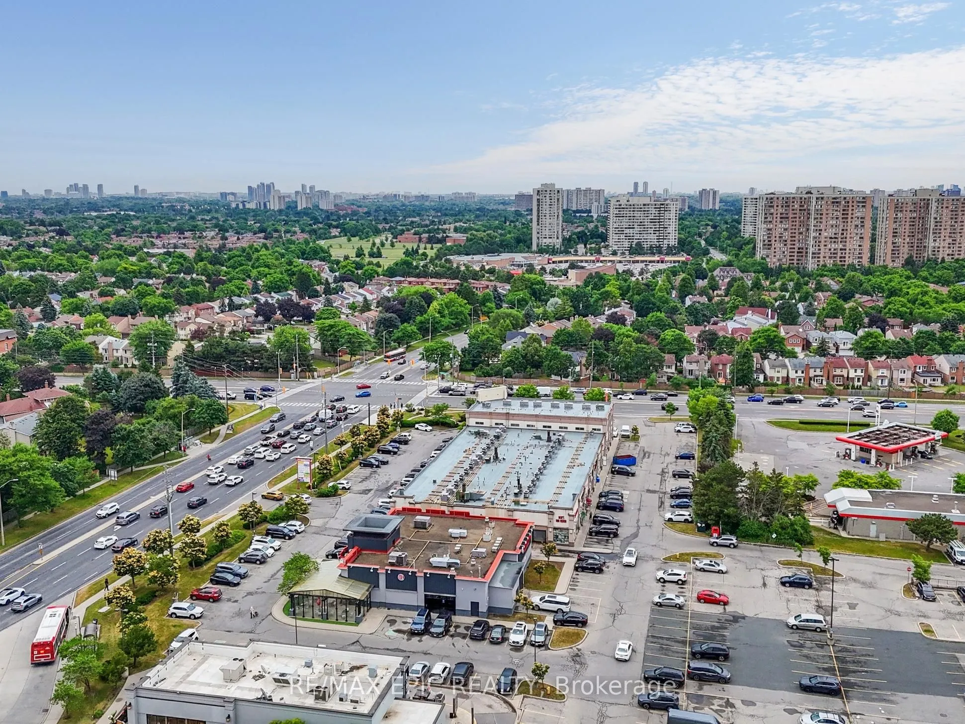7010 Warden Avenue, #15