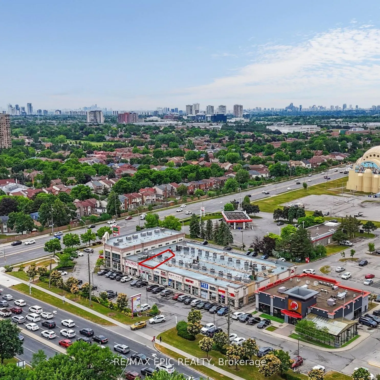 7010 Warden Avenue, #15