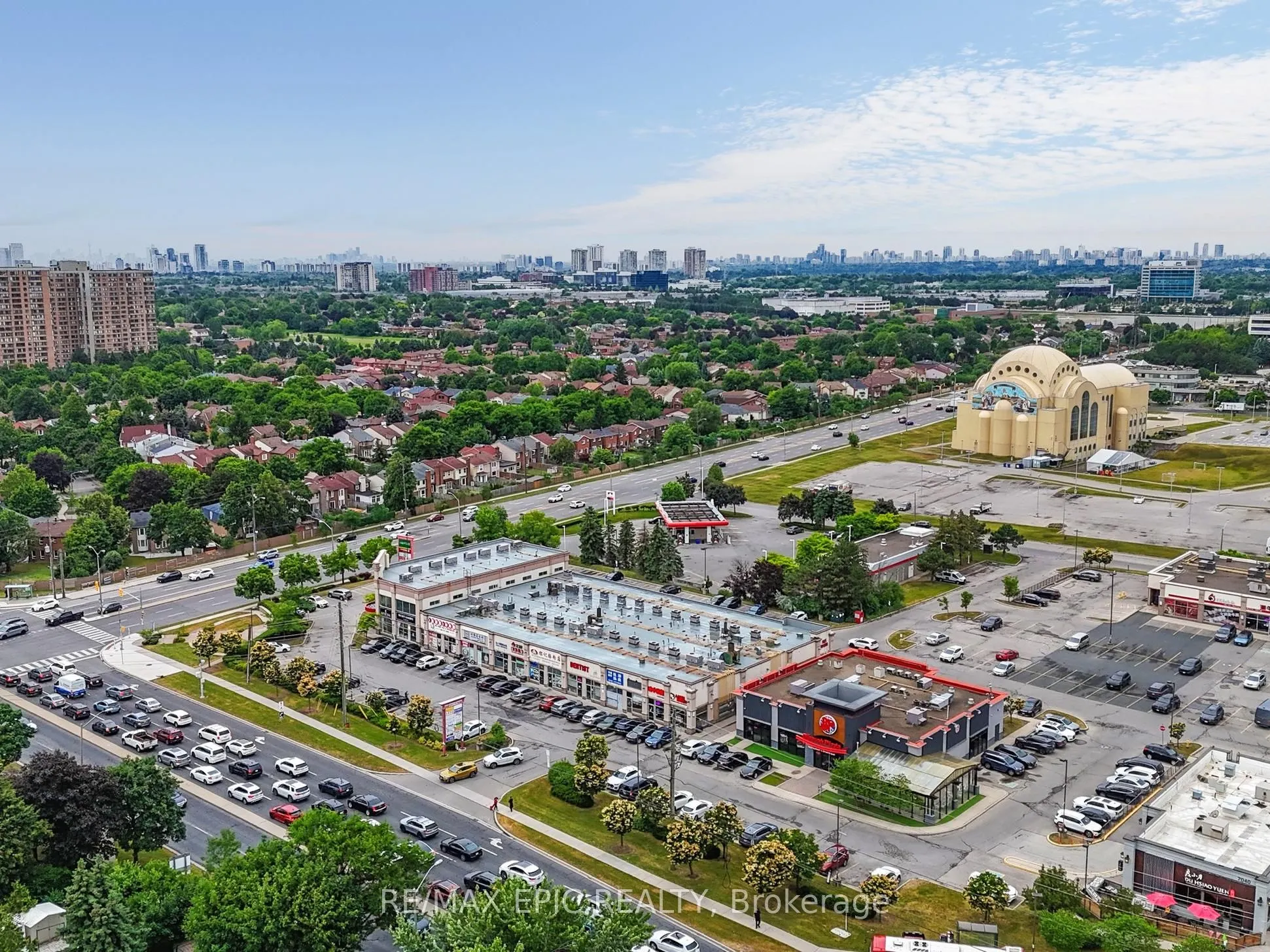 7010 Warden Avenue, #15