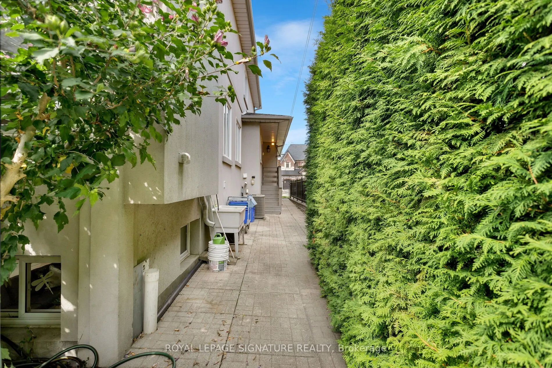 31 Lawrie Road
