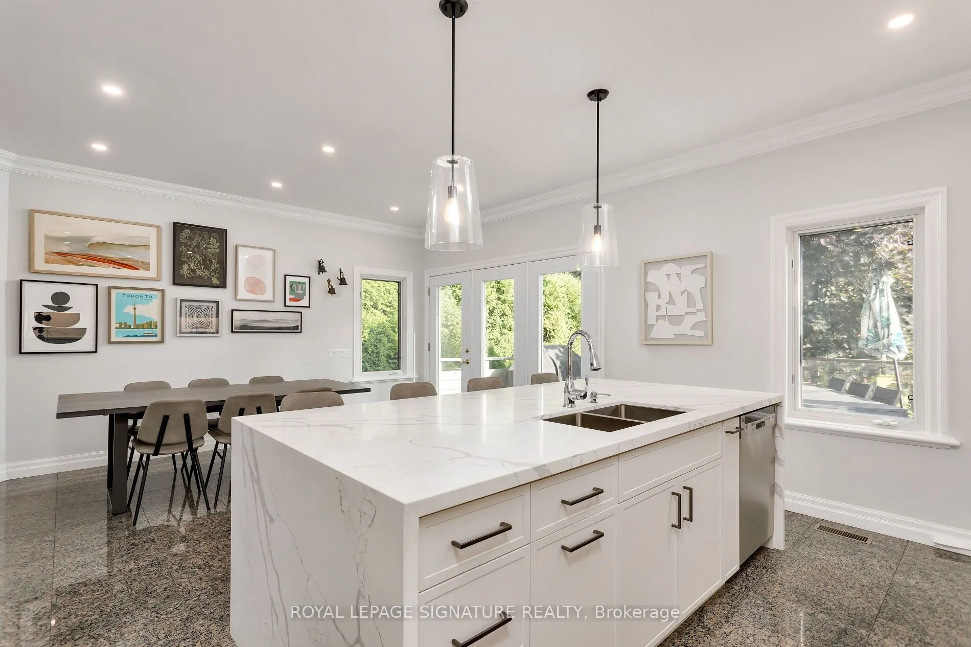 31 Lawrie Road