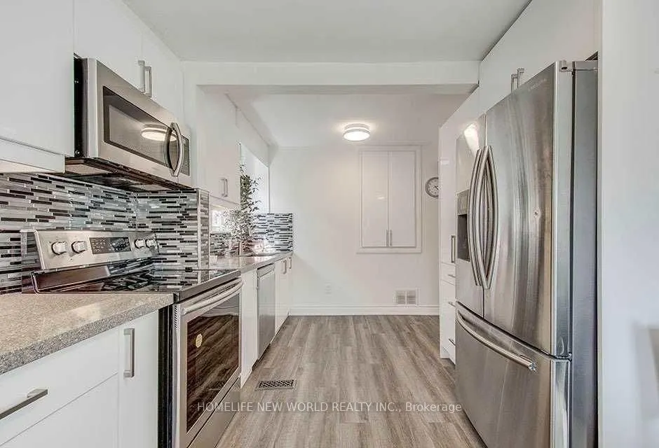 85 Clark Avenue, #Main Floor