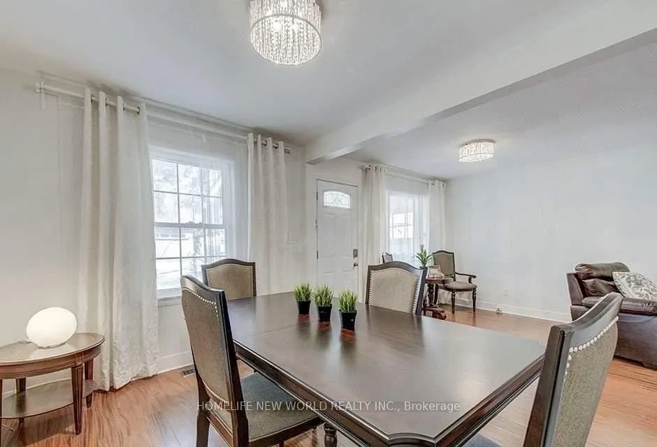 85 Clark Avenue, #Main Floor