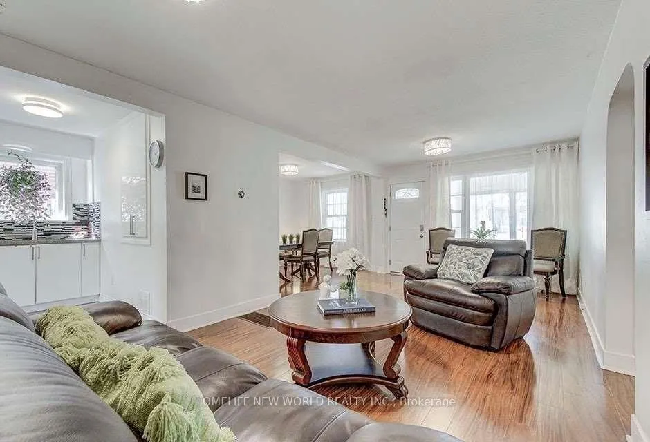 85 Clark Avenue, #Main Floor