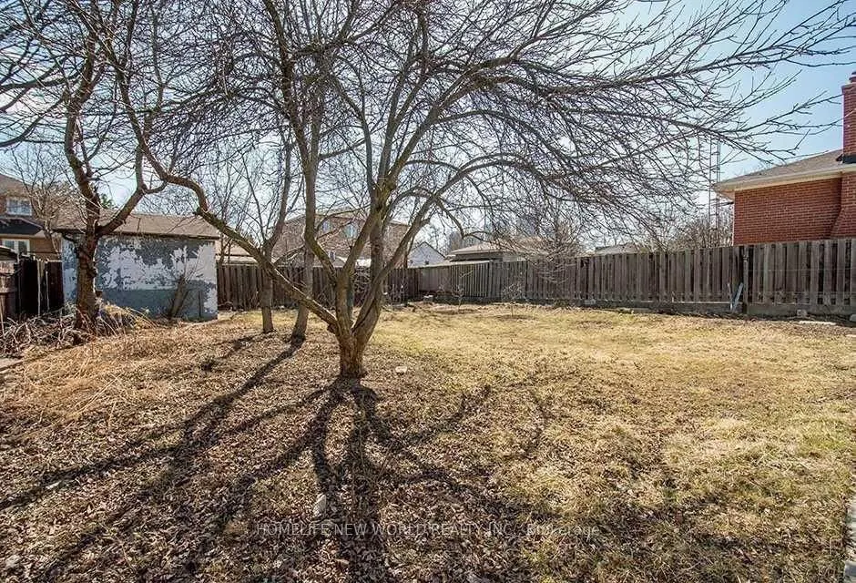 85 Clark Avenue, #Main Floor