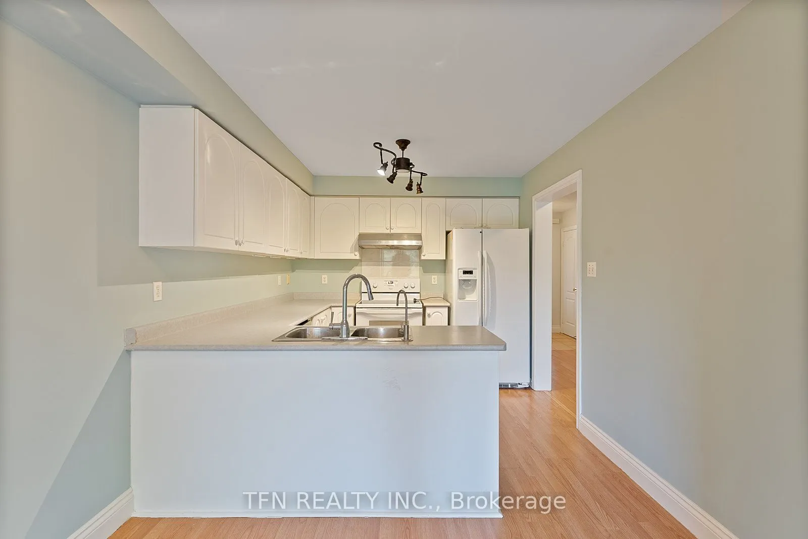 24 Hawtin Lane