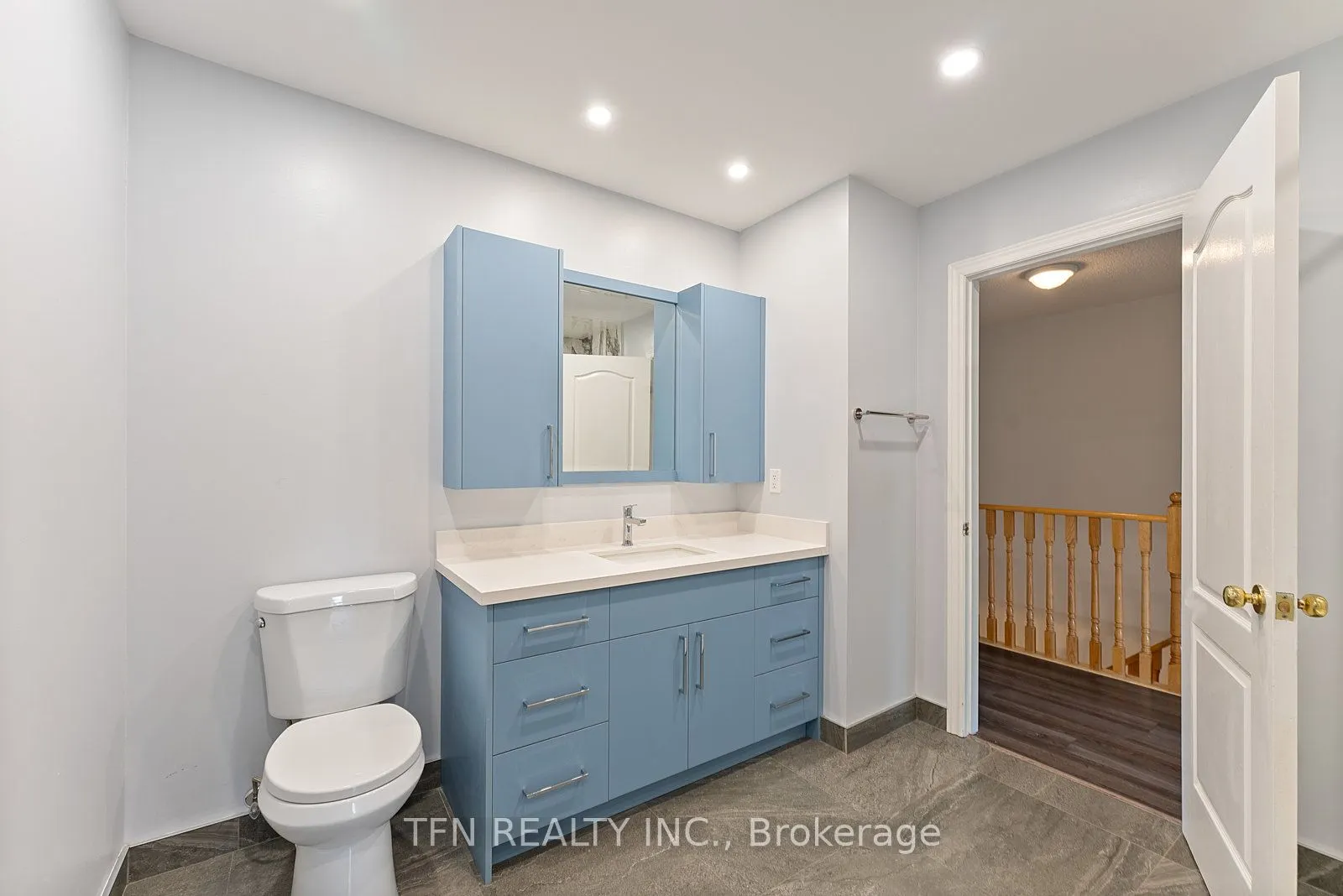 24 Hawtin Lane